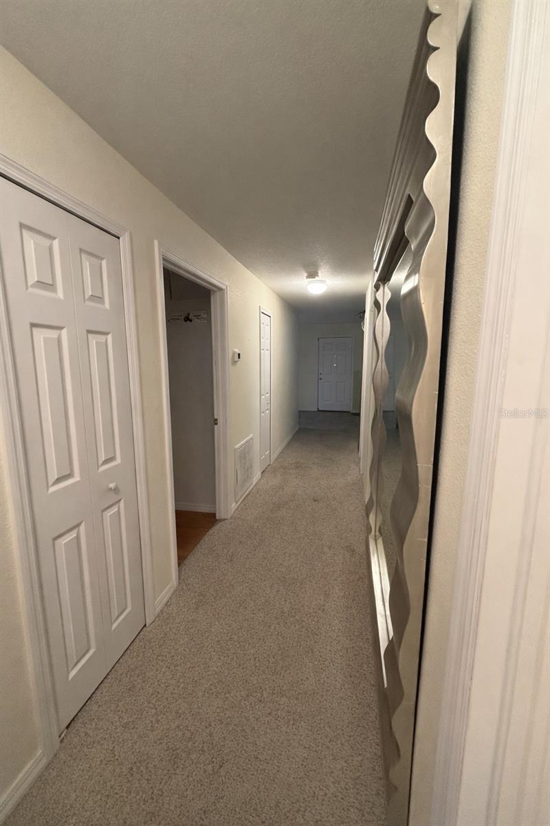 913 TROPICAL CIR NW, PORT CHARLOTTE, FL, 33948