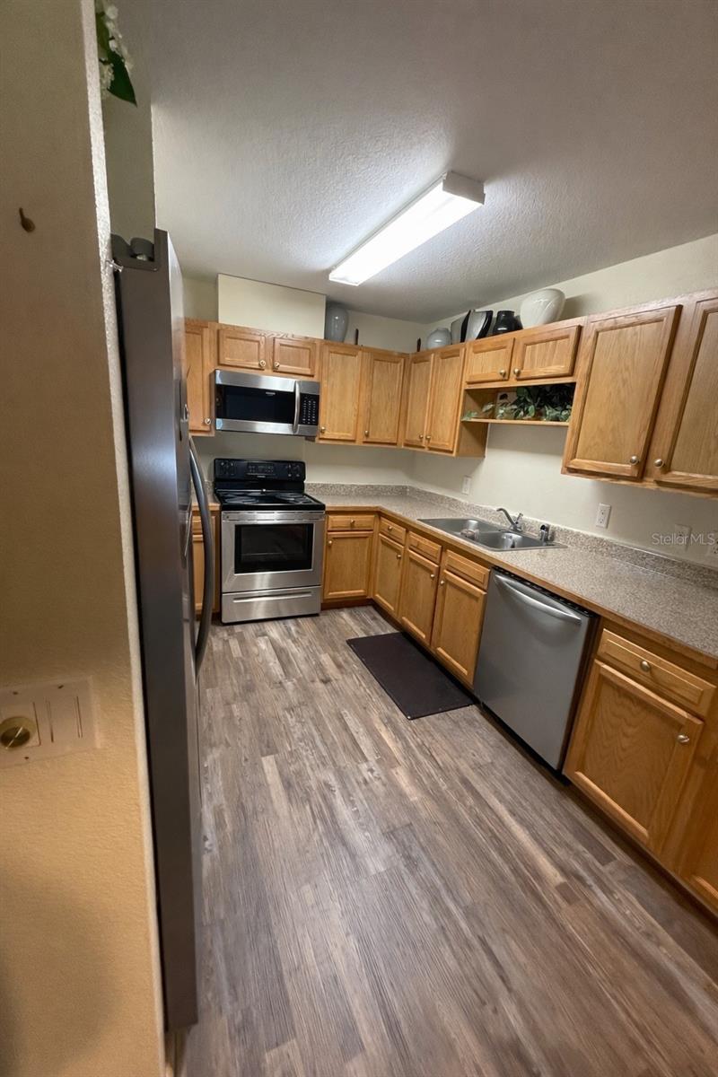 913 TROPICAL CIR NW, PORT CHARLOTTE, FL, 33948