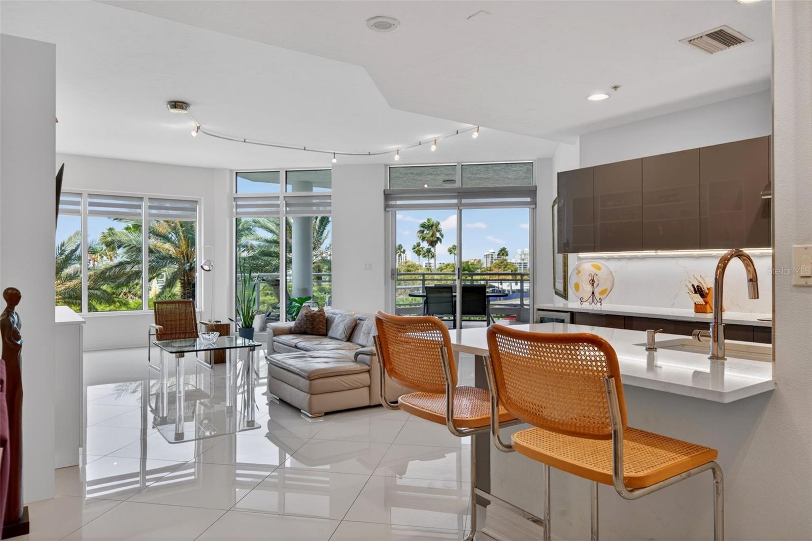 340 S PALM AVE #14, SARASOTA, FL, 34236