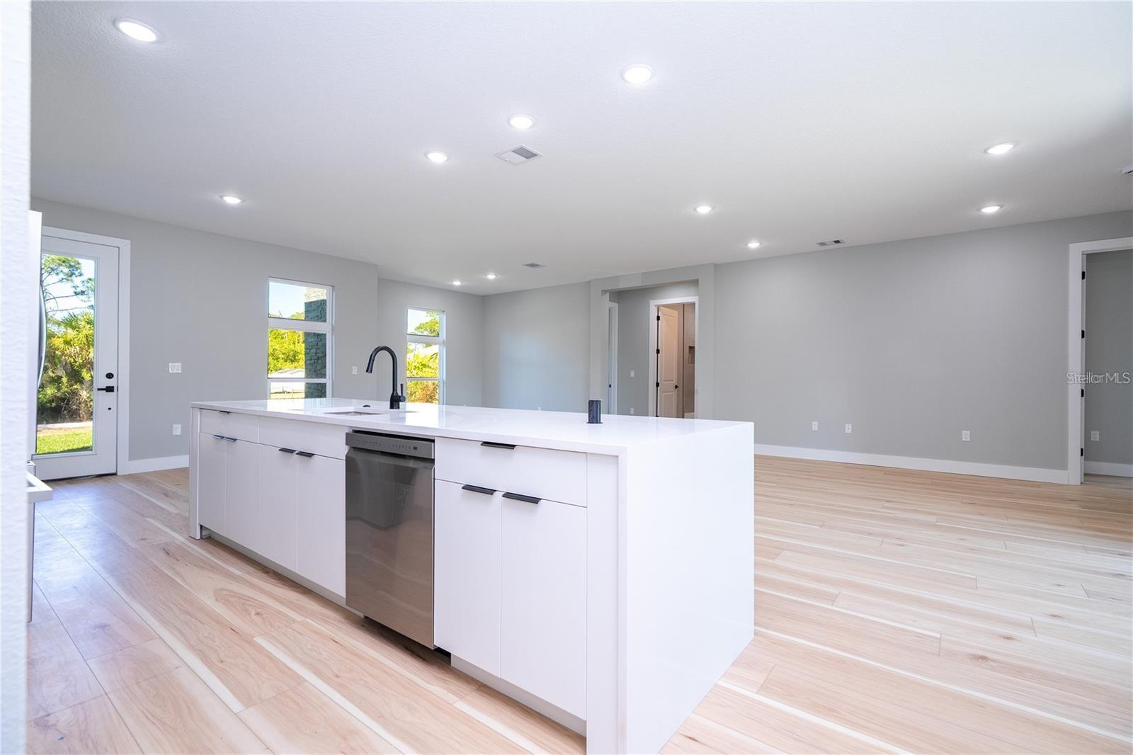 49 SANTA FE ST, PORT CHARLOTTE, FL, 33953