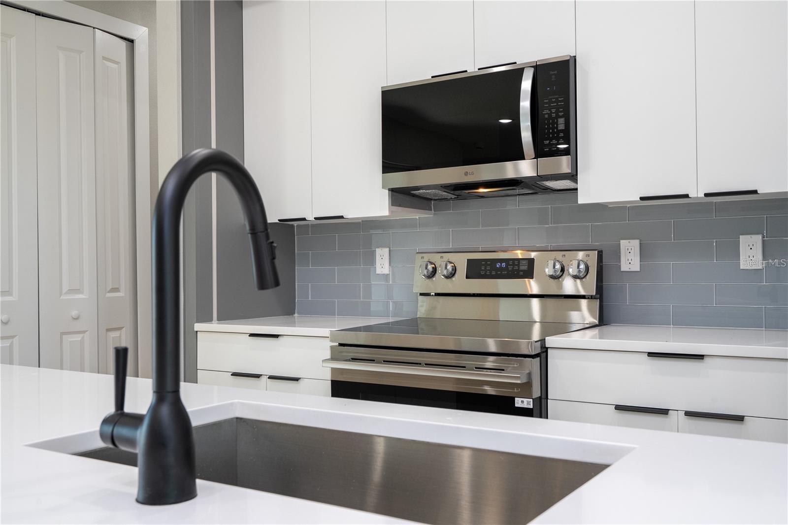 49 SANTA FE ST, PORT CHARLOTTE, FL, 33953