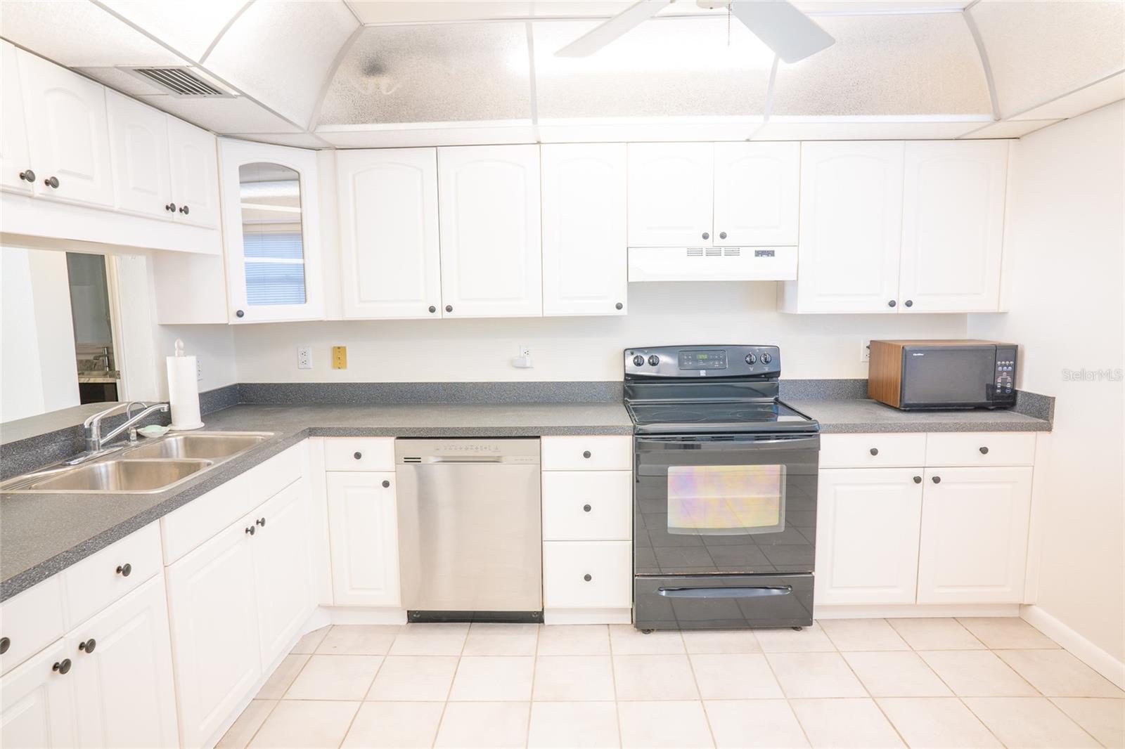 403 GULF WAY #304, ST PETE BEACH, FL, 33706