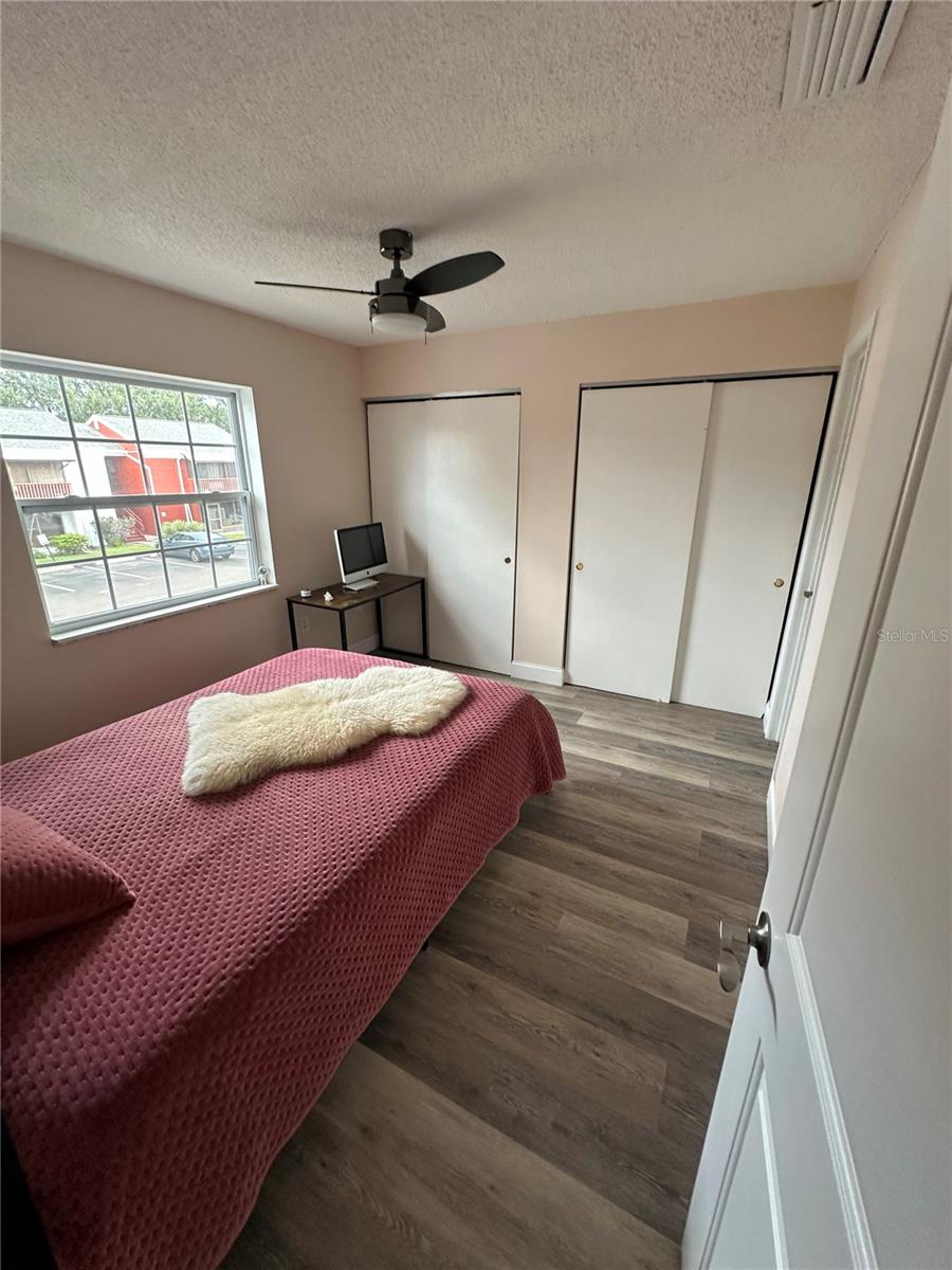 1084 82ND TER N #E, ST PETERSBURG, FL, 33702