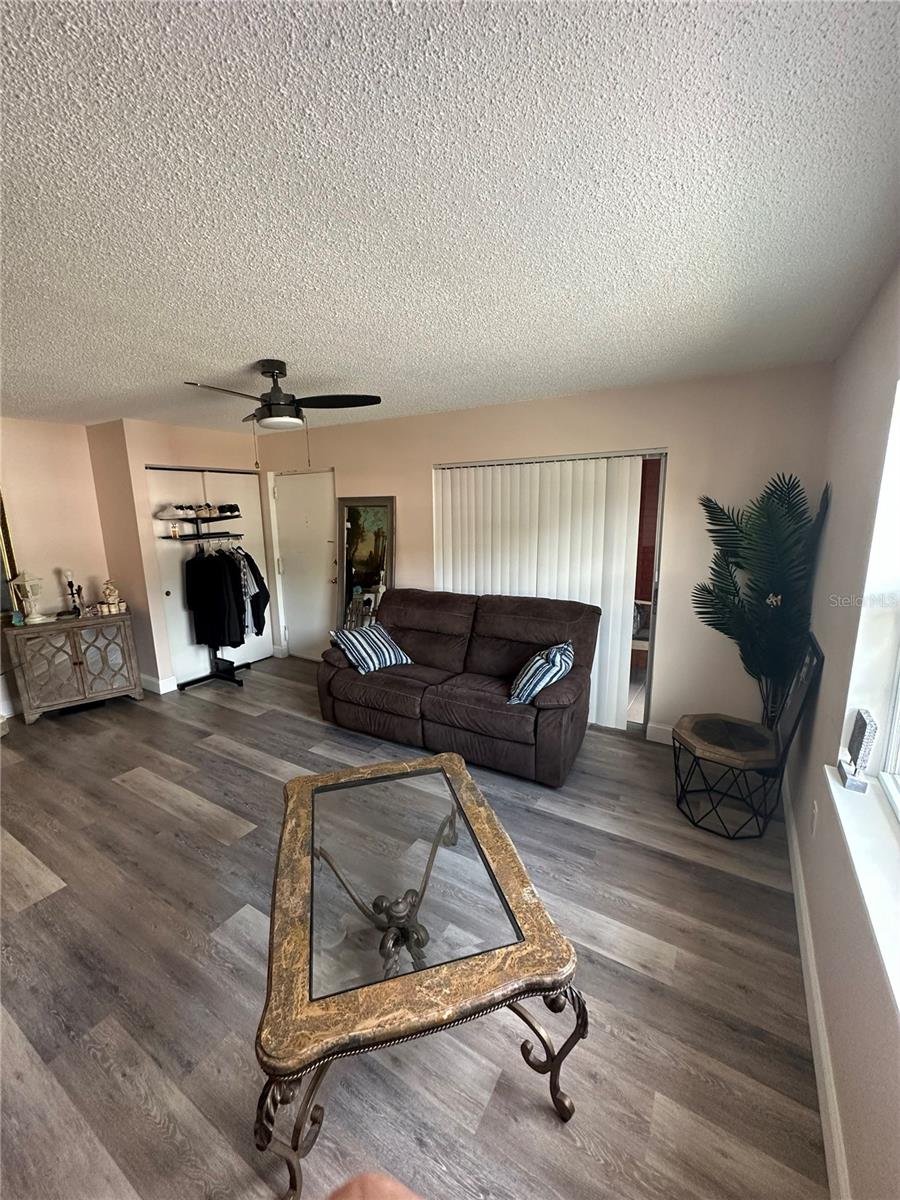 1084 82ND TER N #E, ST PETERSBURG, FL, 33702