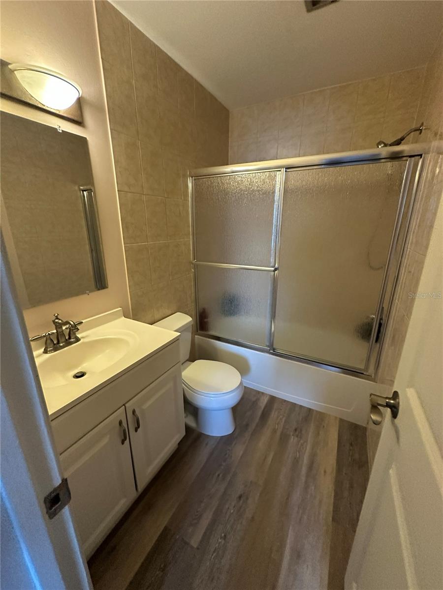 1084 82ND TER N #E, ST PETERSBURG, FL, 33702