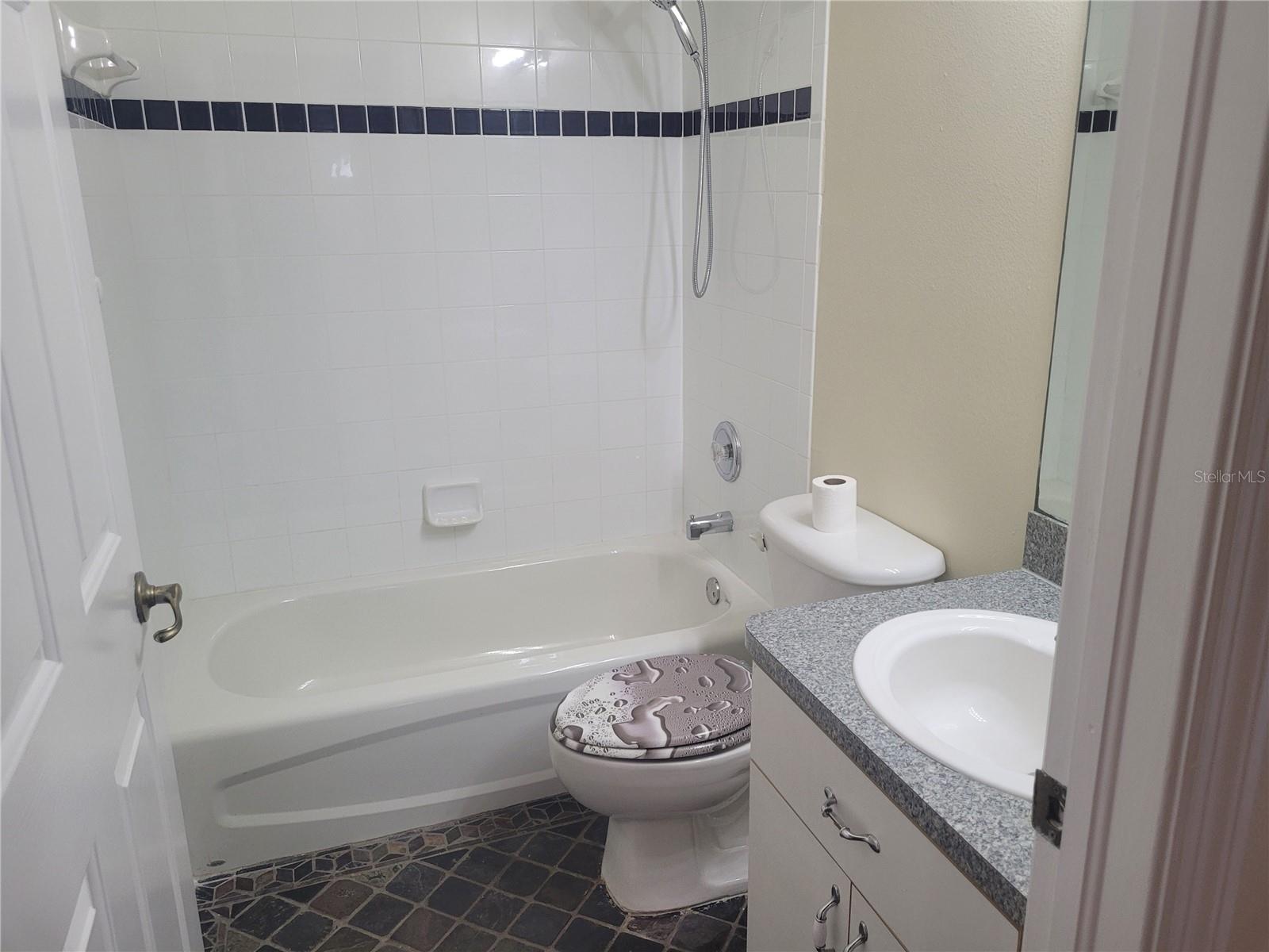 715 CYPRESS PARK AVE, TARPON SPRINGS, FL, 34689