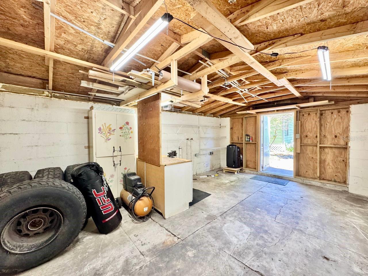 3511 BISHOP EDDIE NEWKIRK WAY, TAMPA, FL, 33605