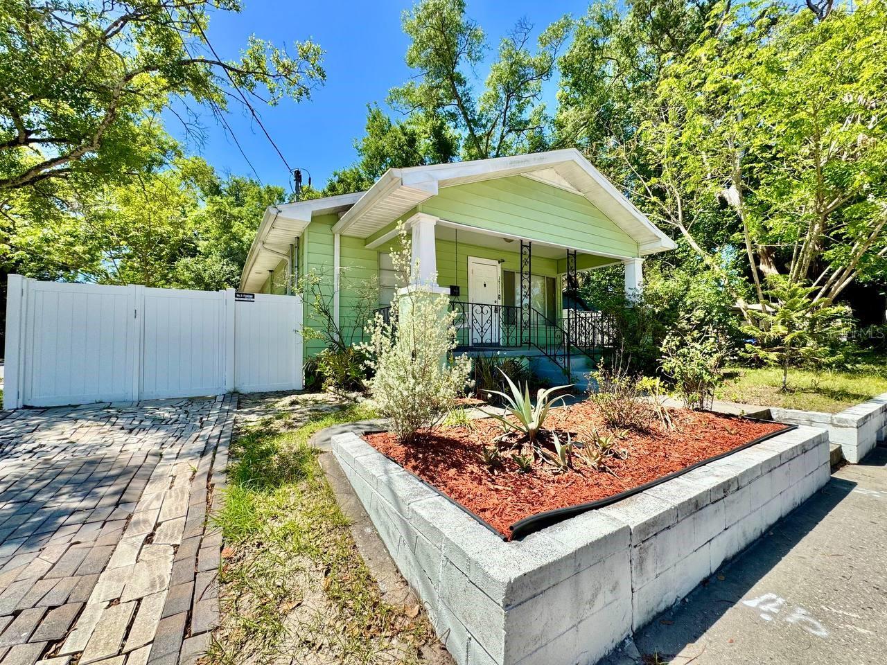 3511 BISHOP EDDIE NEWKIRK WAY, TAMPA, FL, 33605