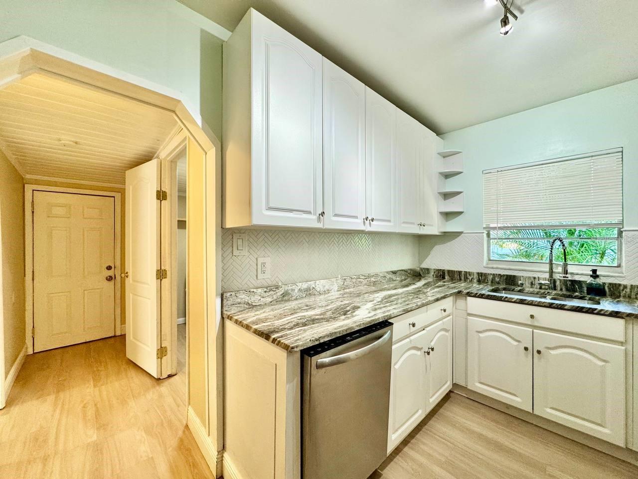 3511 BISHOP EDDIE NEWKIRK WAY, TAMPA, FL, 33605