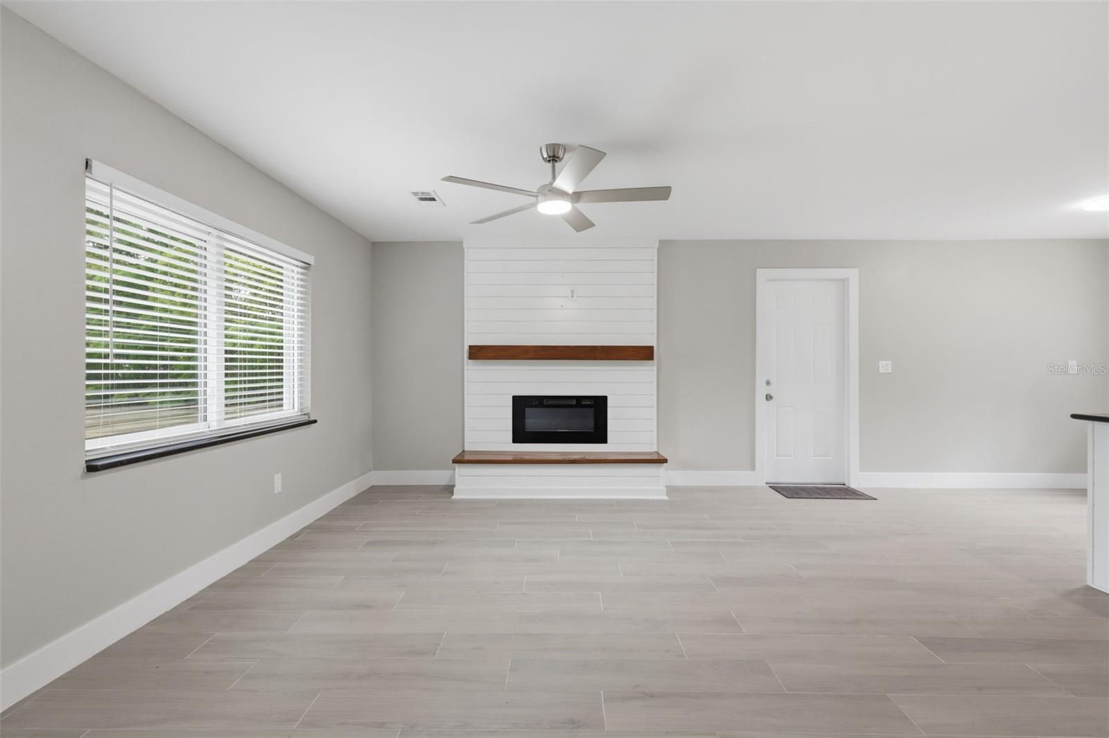 550 E MINNESOTA AVE, ORANGE CITY, FL, 32763