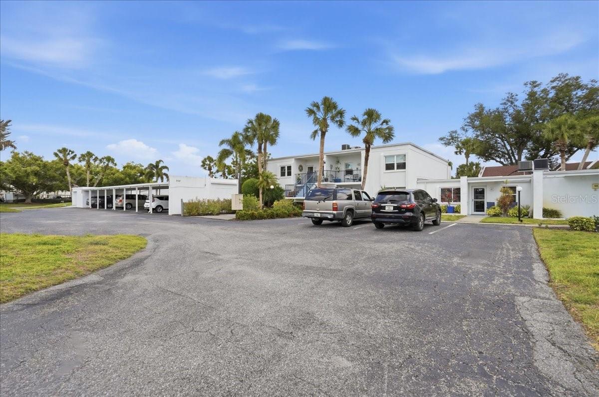 755 VILLAGE CIR #203, VENICE, FL, 34292