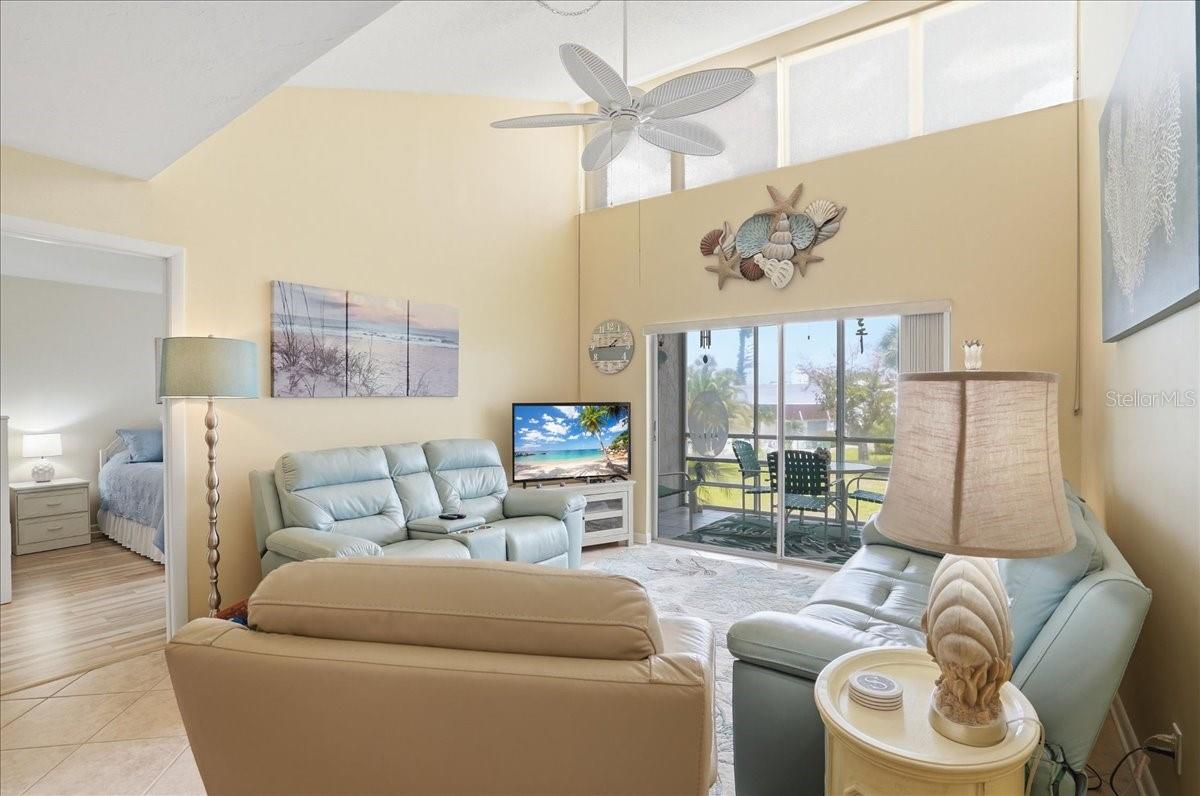 755 VILLAGE CIR #203, VENICE, FL, 34292