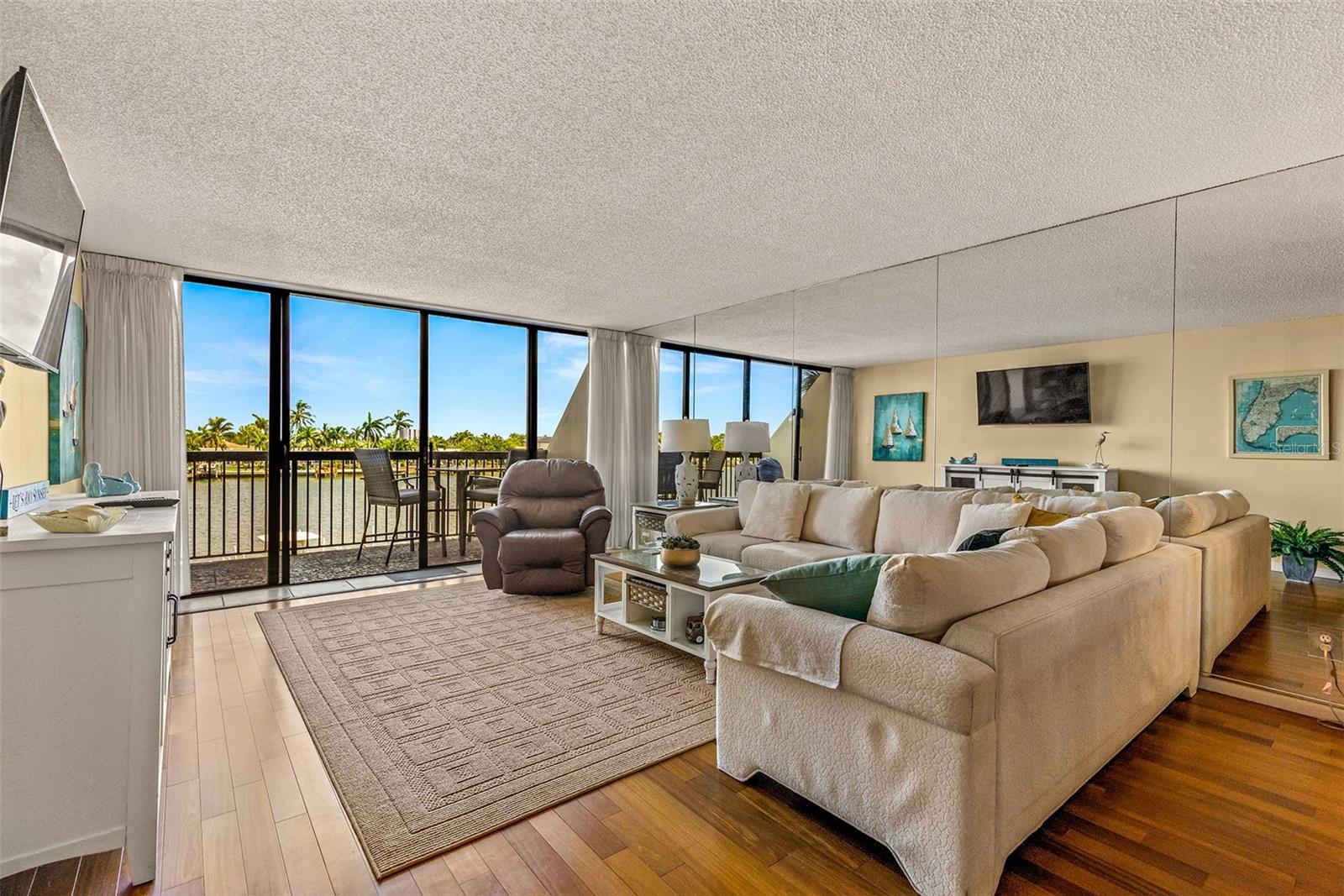 9495 BLIND PASS RD #202, ST PETE BEACH, FL, 33706