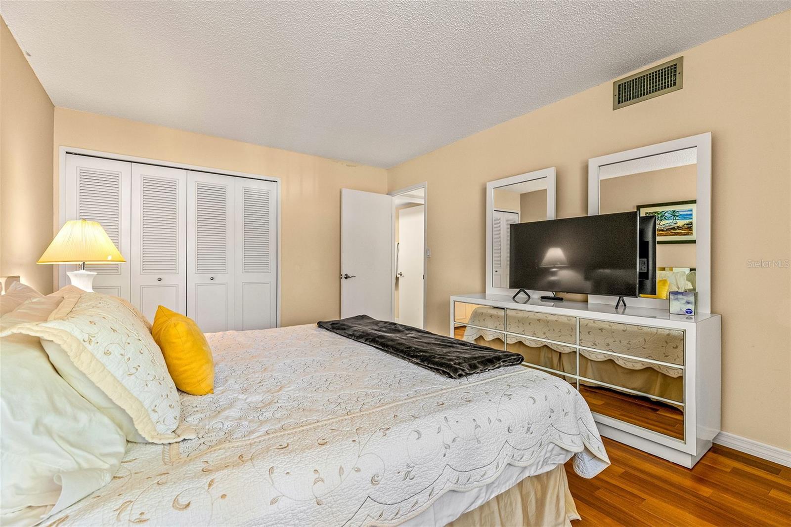 9495 BLIND PASS RD #202, ST PETE BEACH, FL, 33706