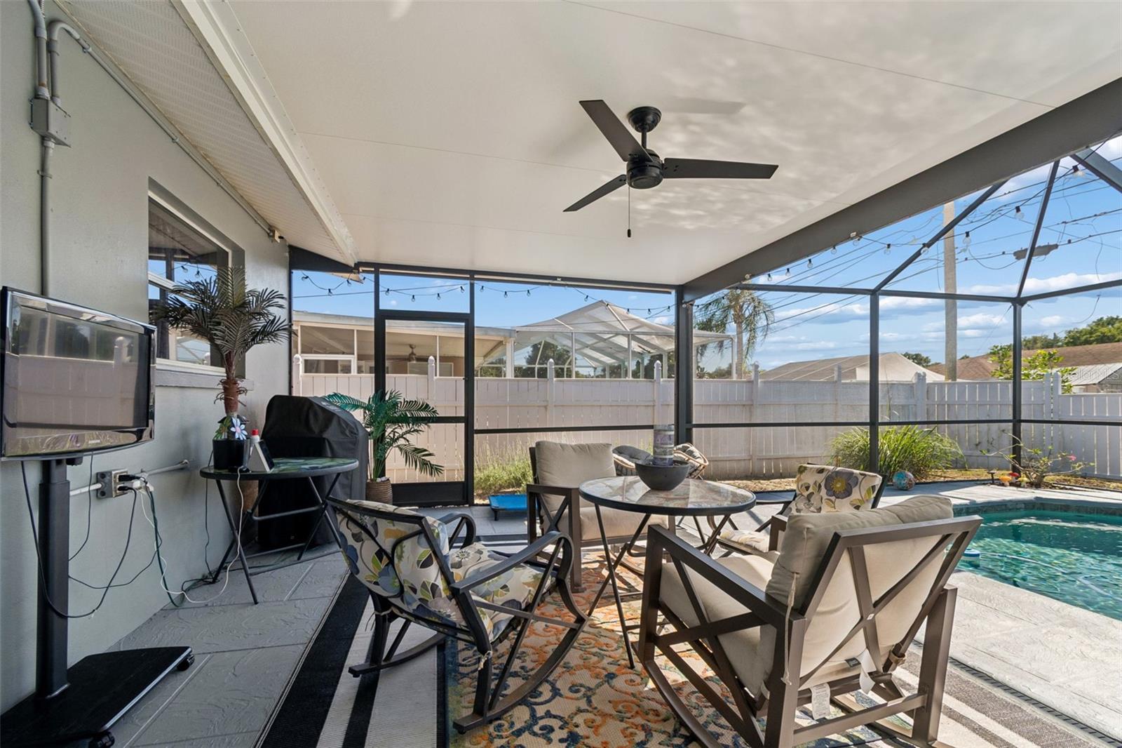 1850 LOMBARDY DR, CLEARWATER, FL, 33755