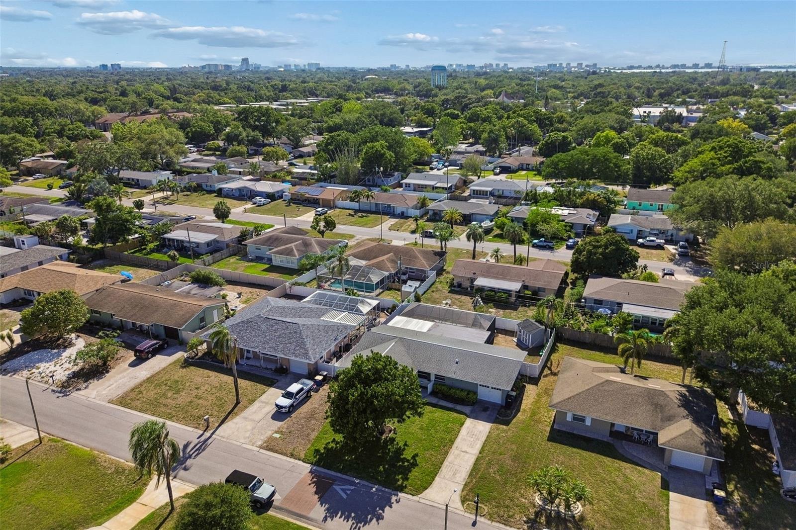 1850 LOMBARDY DR, CLEARWATER, FL, 33755