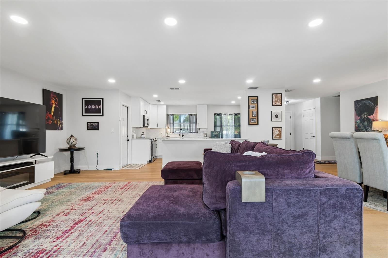 1850 LOMBARDY DR, CLEARWATER, FL, 33755