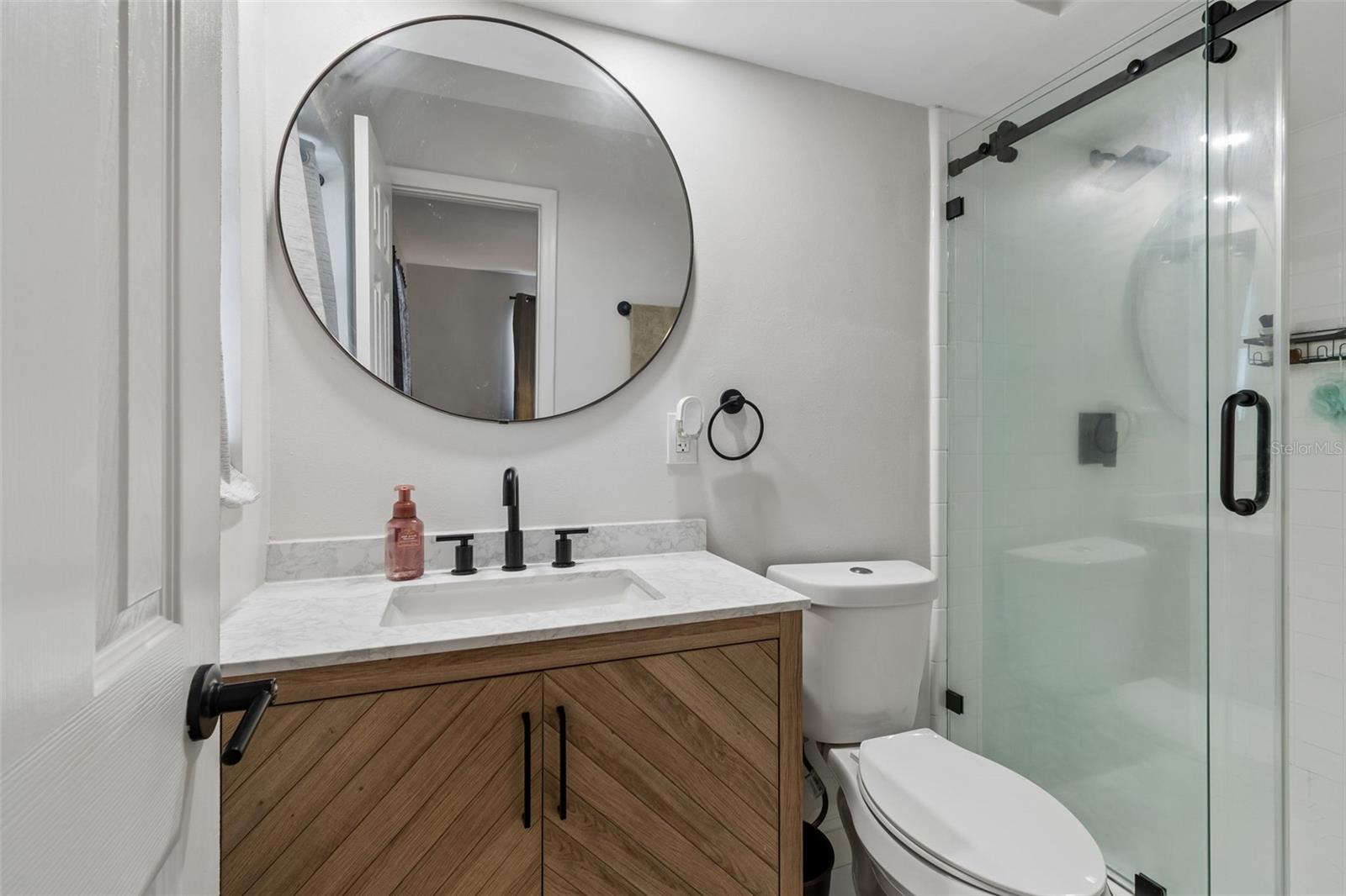 1850 LOMBARDY DR, CLEARWATER, FL, 33755