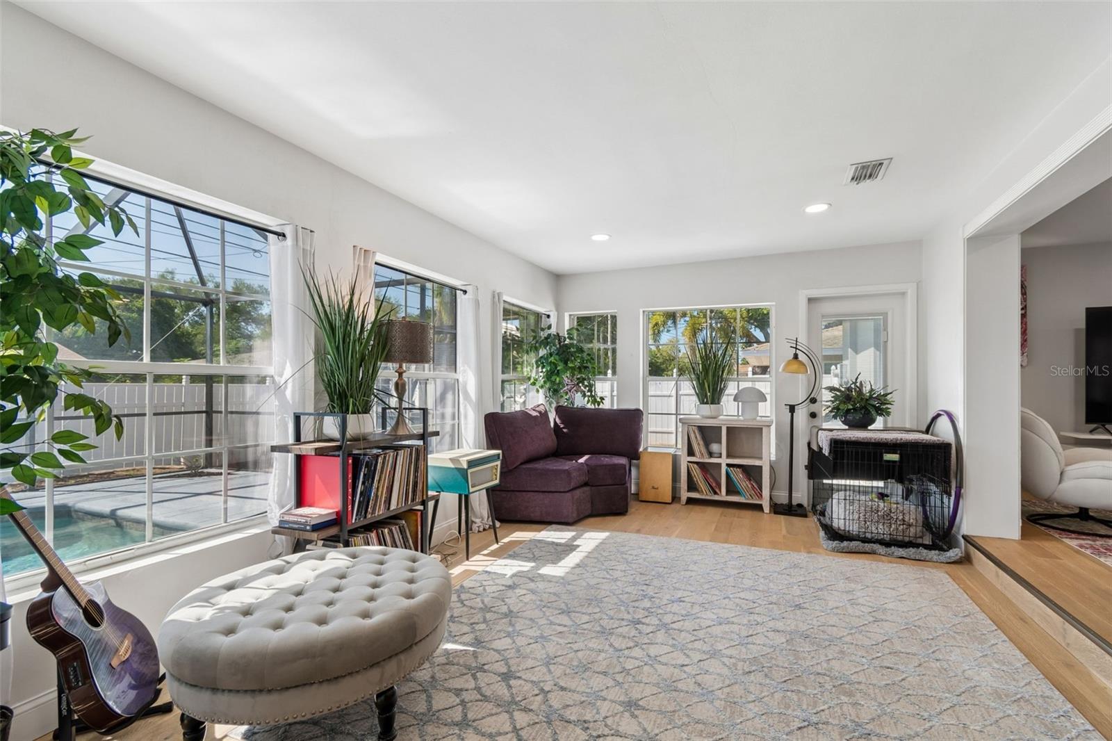 1850 LOMBARDY DR, CLEARWATER, FL, 33755