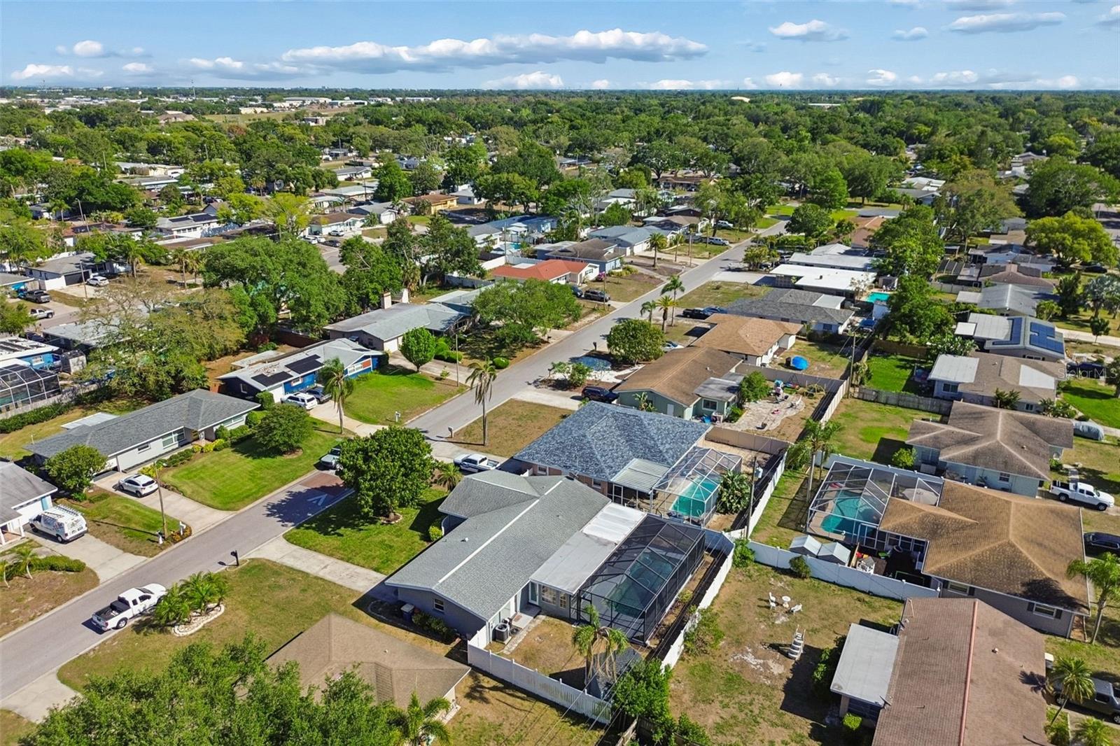 1850 LOMBARDY DR, CLEARWATER, FL, 33755