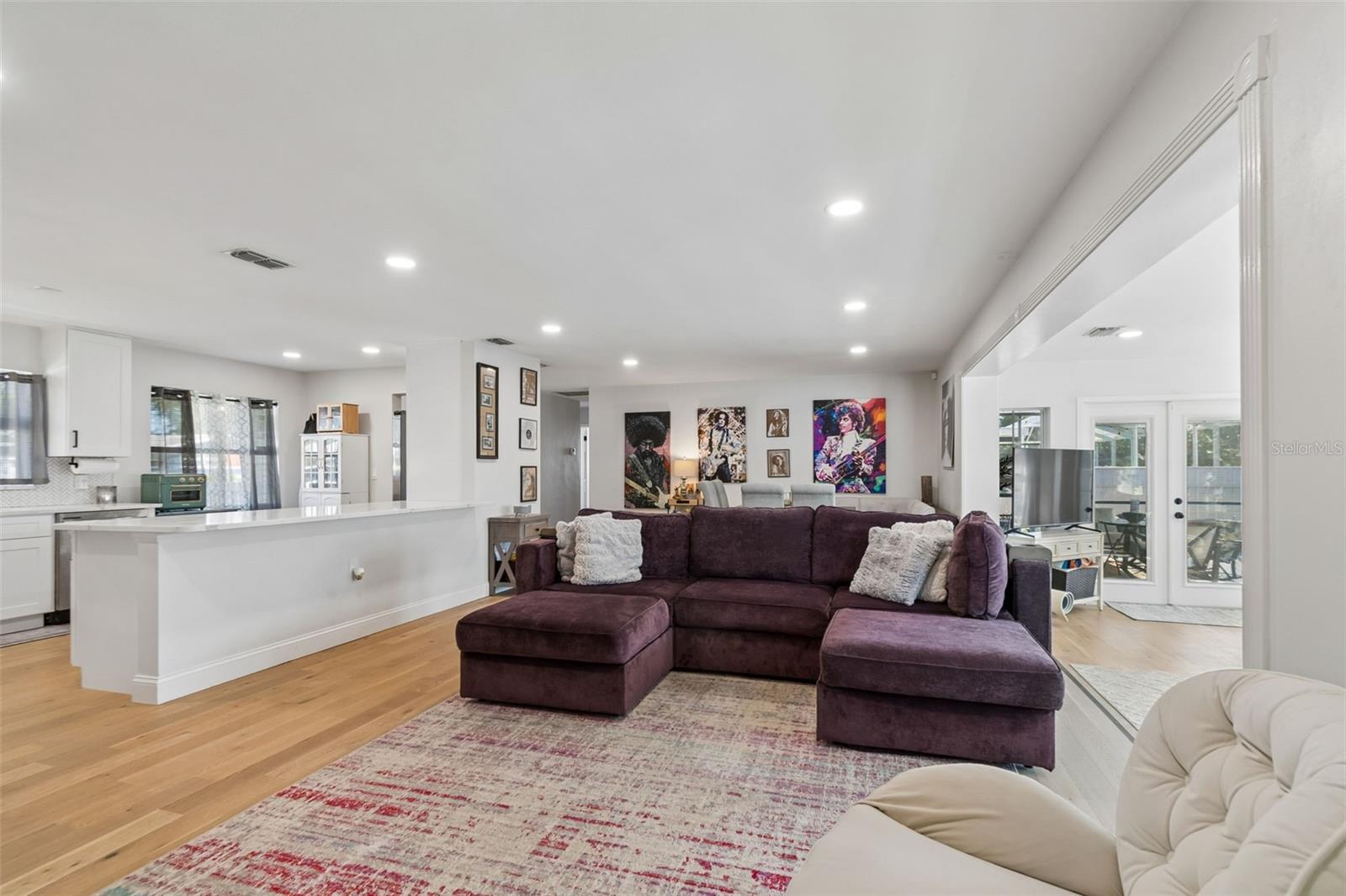 1850 LOMBARDY DR, CLEARWATER, FL, 33755