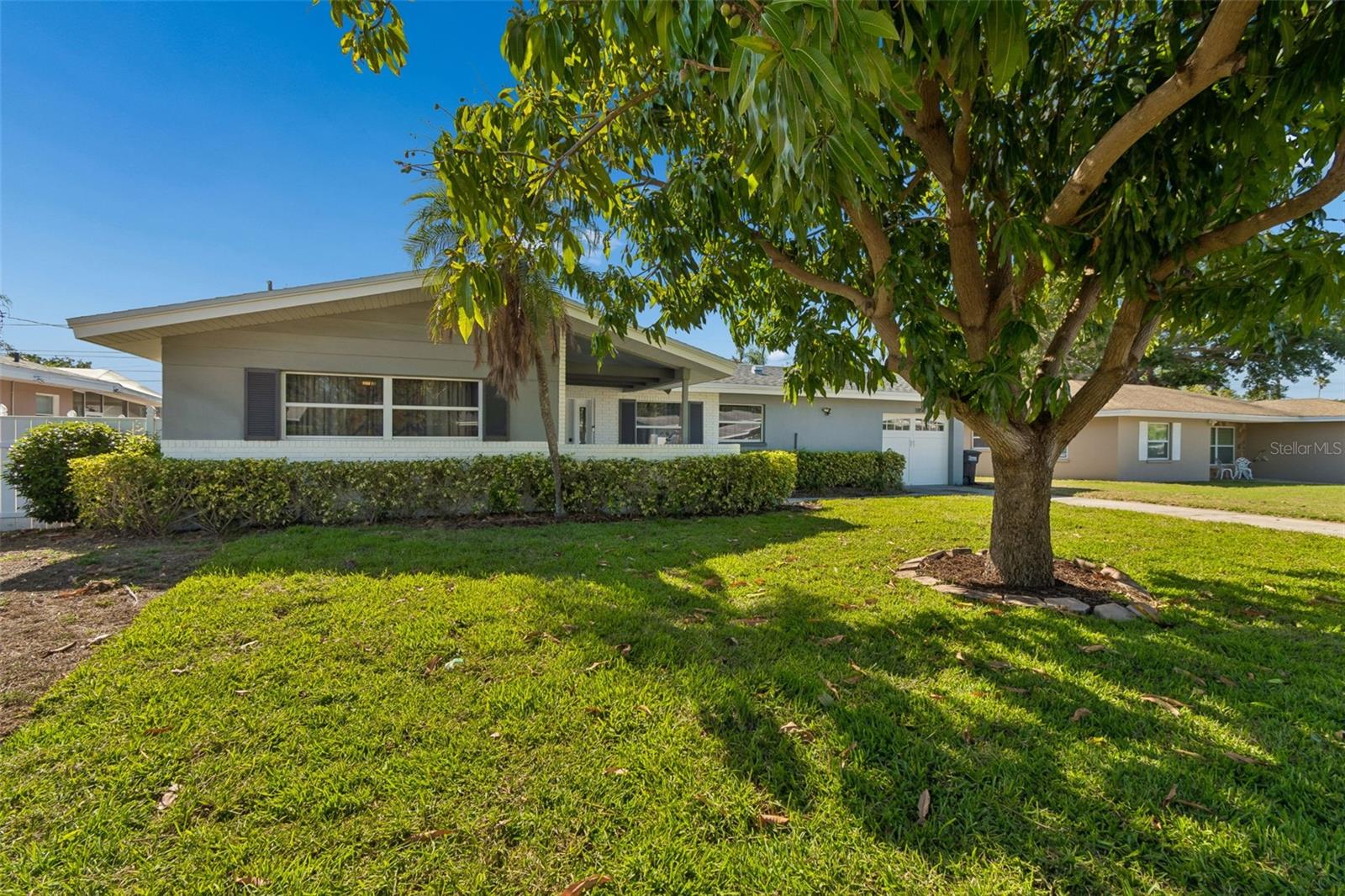 1850 LOMBARDY DR, CLEARWATER, FL, 33755