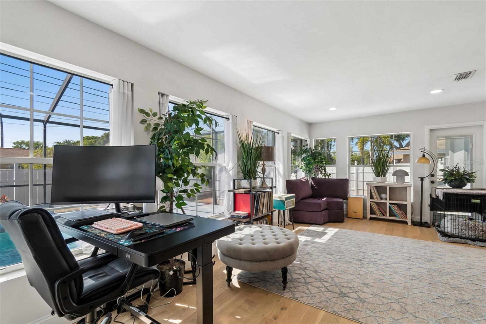 1850 LOMBARDY DR, CLEARWATER, FL, 33755