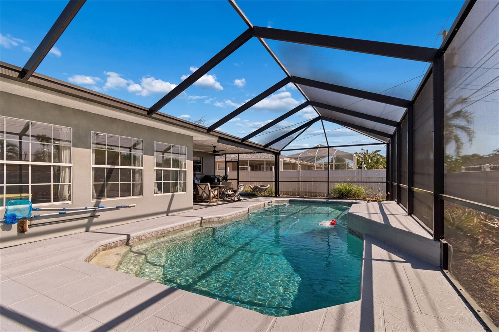 1850 LOMBARDY DR, CLEARWATER, FL, 33755