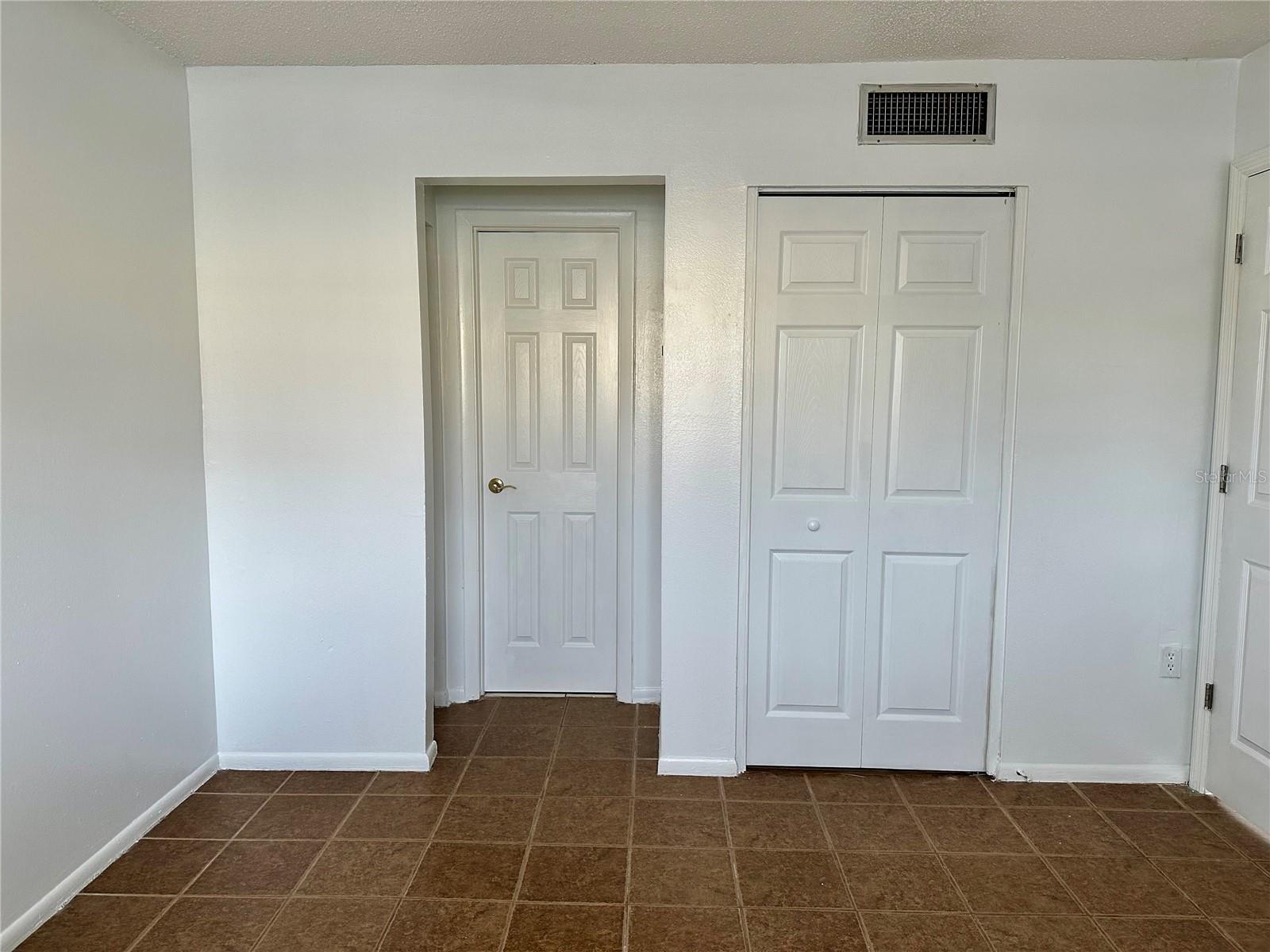 946 LAKE DESTINY RD #E, ALTAMONTE SPRINGS, FL, 32714