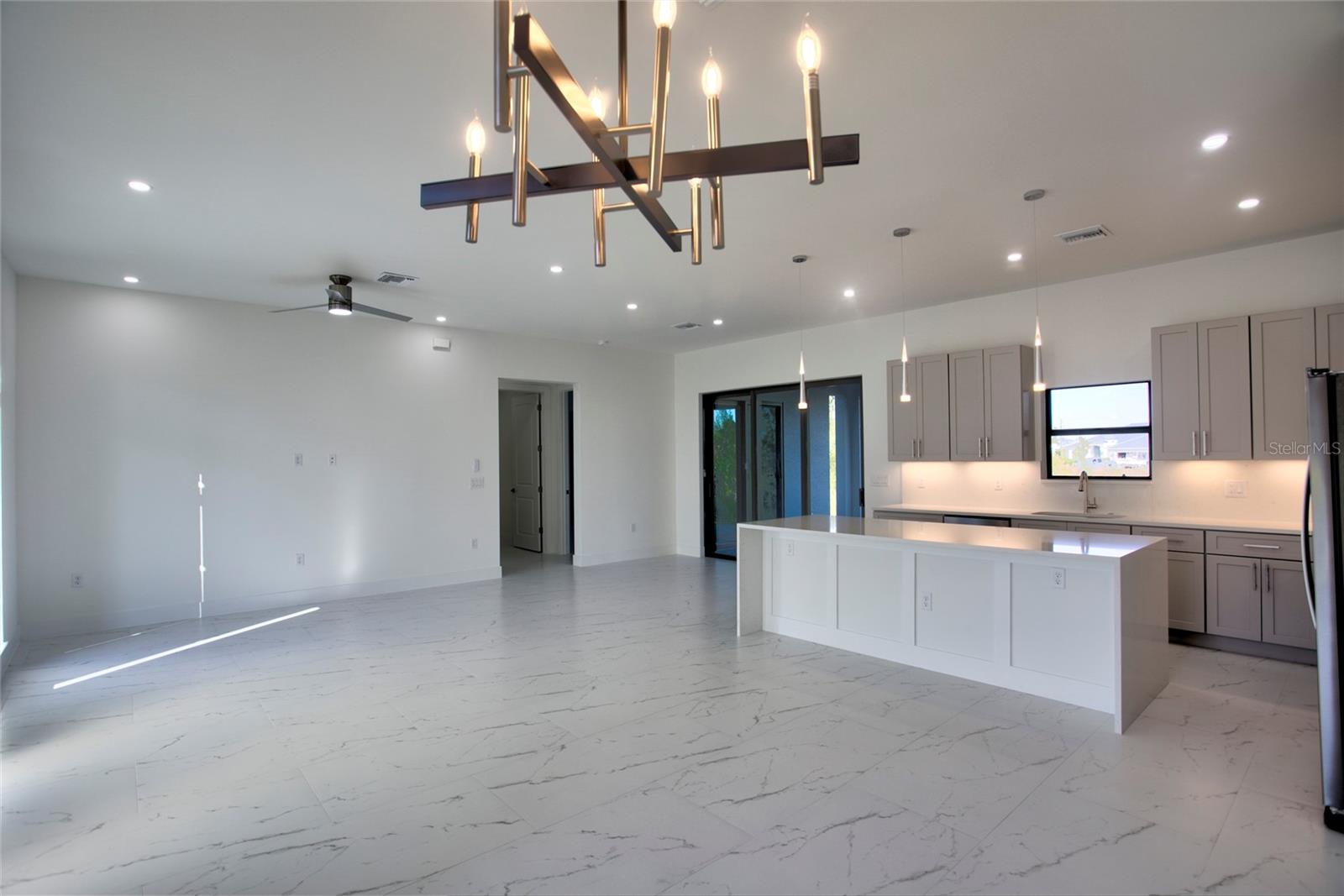 9574 SALT LAKE ST, PORT CHARLOTTE, FL, 33981