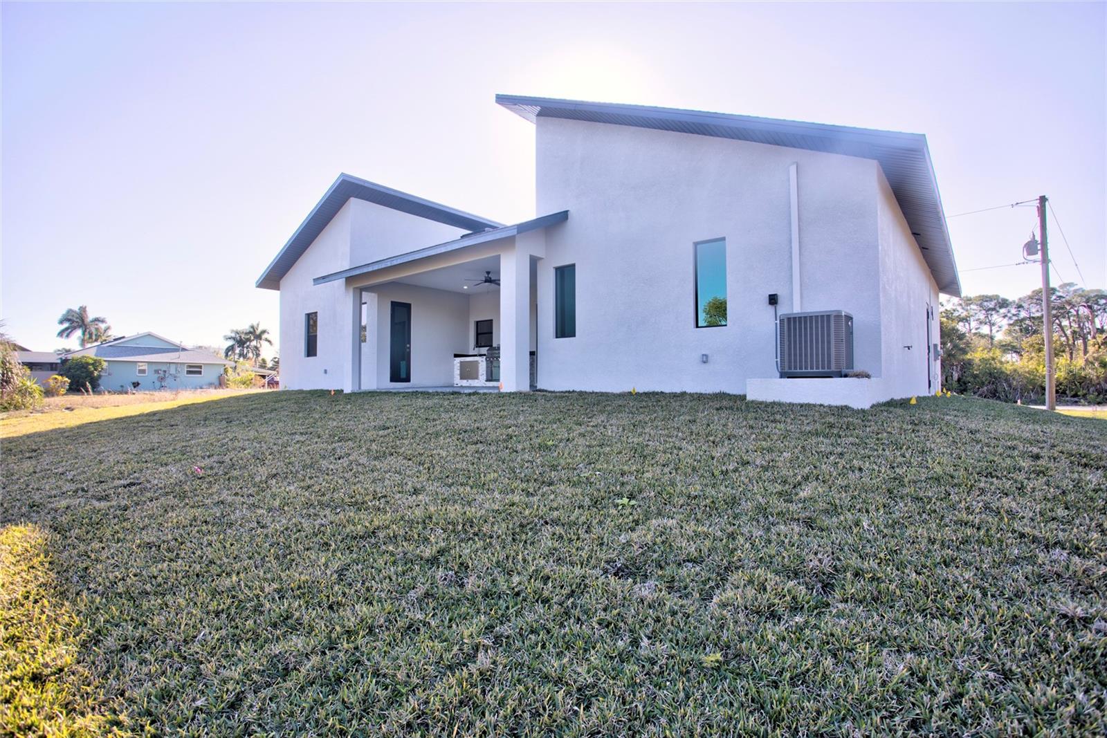 9574 SALT LAKE ST, PORT CHARLOTTE, FL, 33981