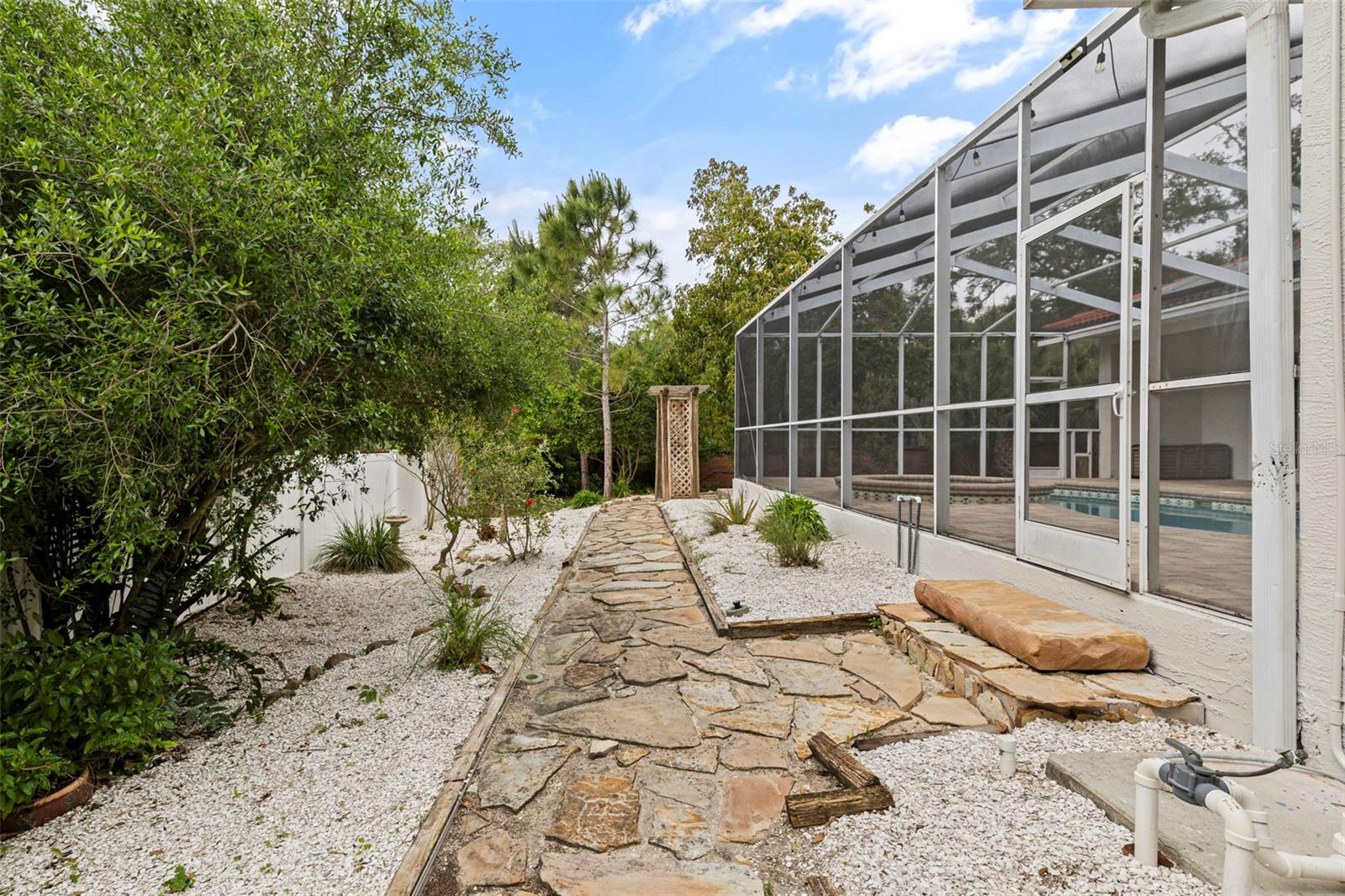 606 TOMOKA DR, PALM HARBOR, FL, 34683