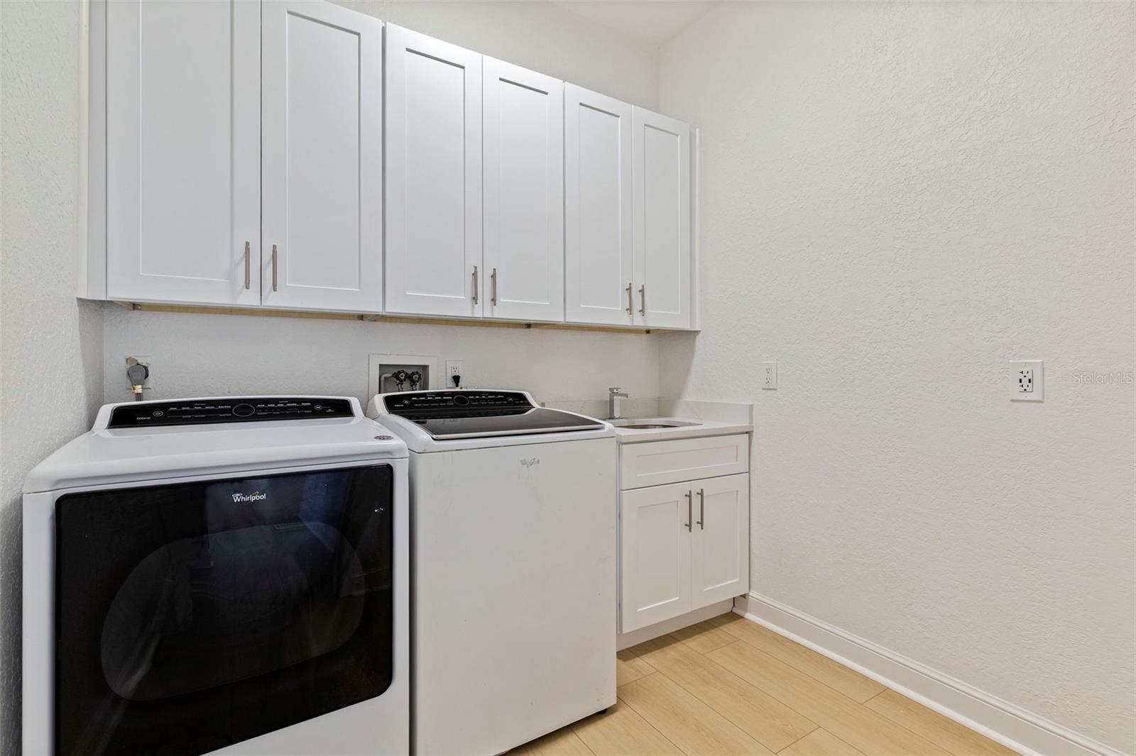 606 TOMOKA DR, PALM HARBOR, FL, 34683