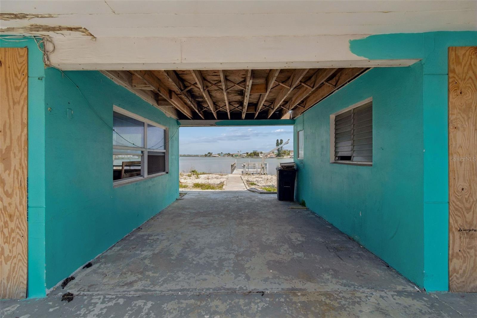 14257 N BAYSHORE DR, MADEIRA BEACH, FL, 33708