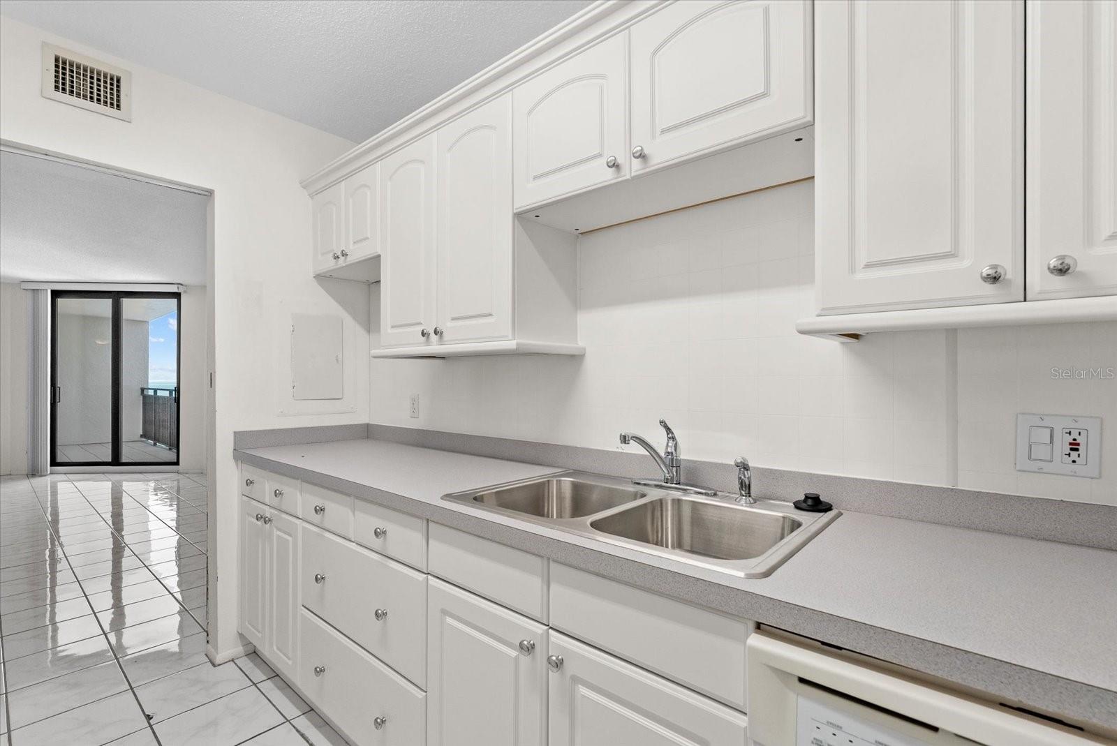 4822 OCEAN BLVD #11E, SARASOTA, FL, 34242