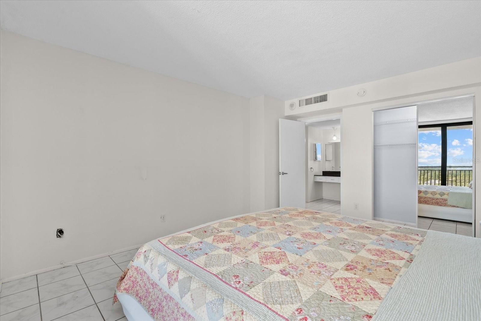 4822 OCEAN BLVD #11E, SARASOTA, FL, 34242