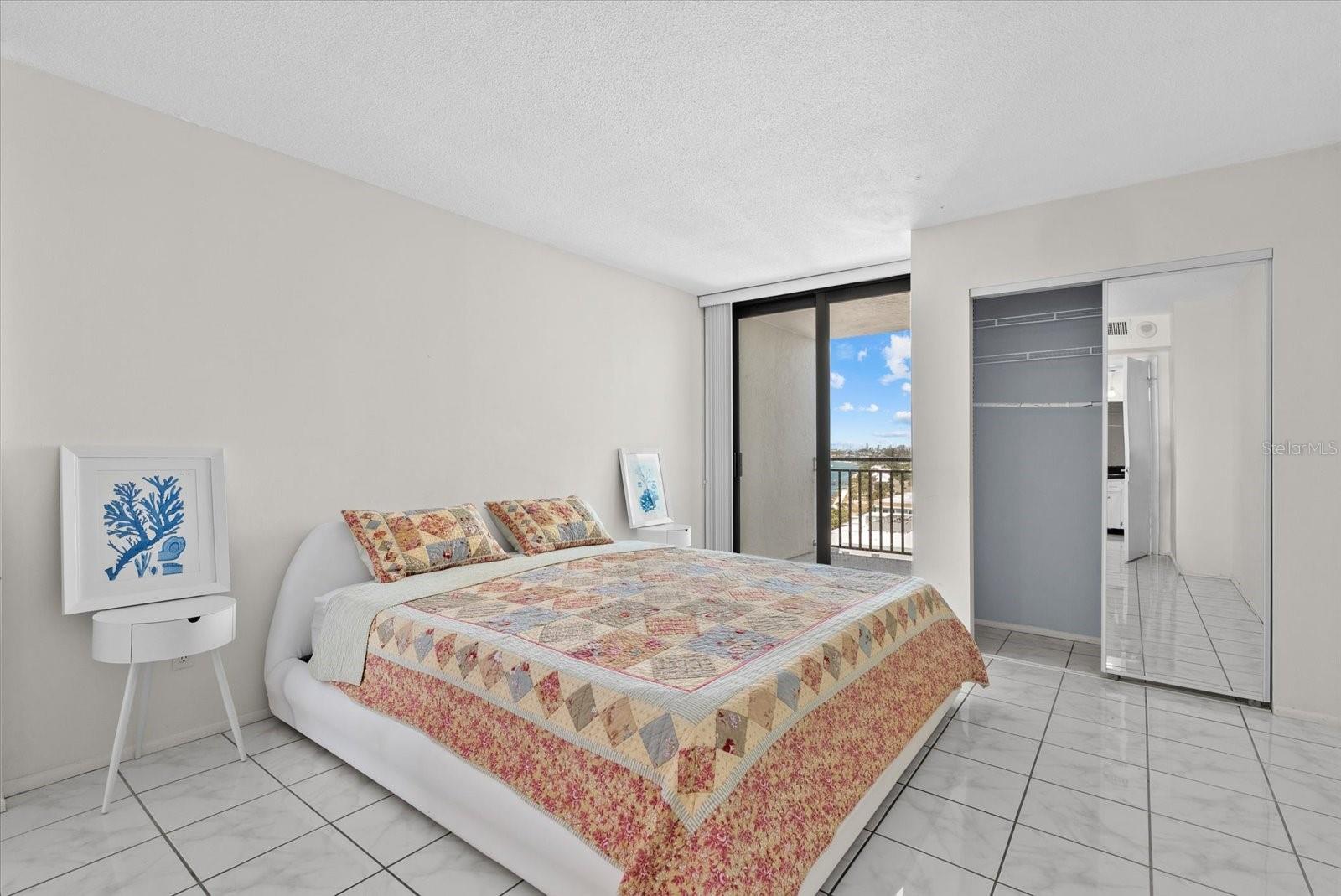 4822 OCEAN BLVD #11E, SARASOTA, FL, 34242