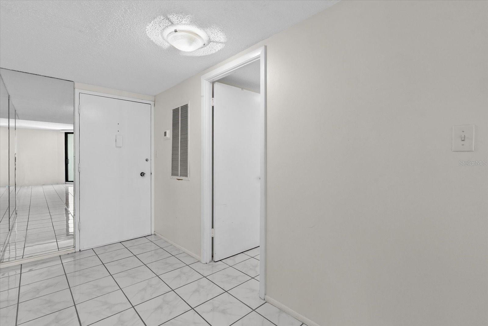 4822 OCEAN BLVD #11E, SARASOTA, FL, 34242