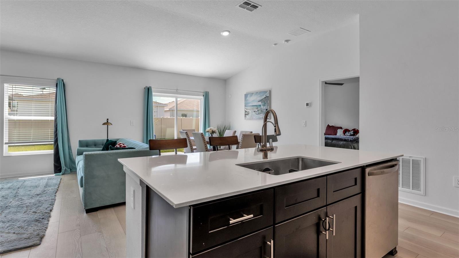 1624 MARKSMAN RD, EAGLE LAKE, FL, 33839