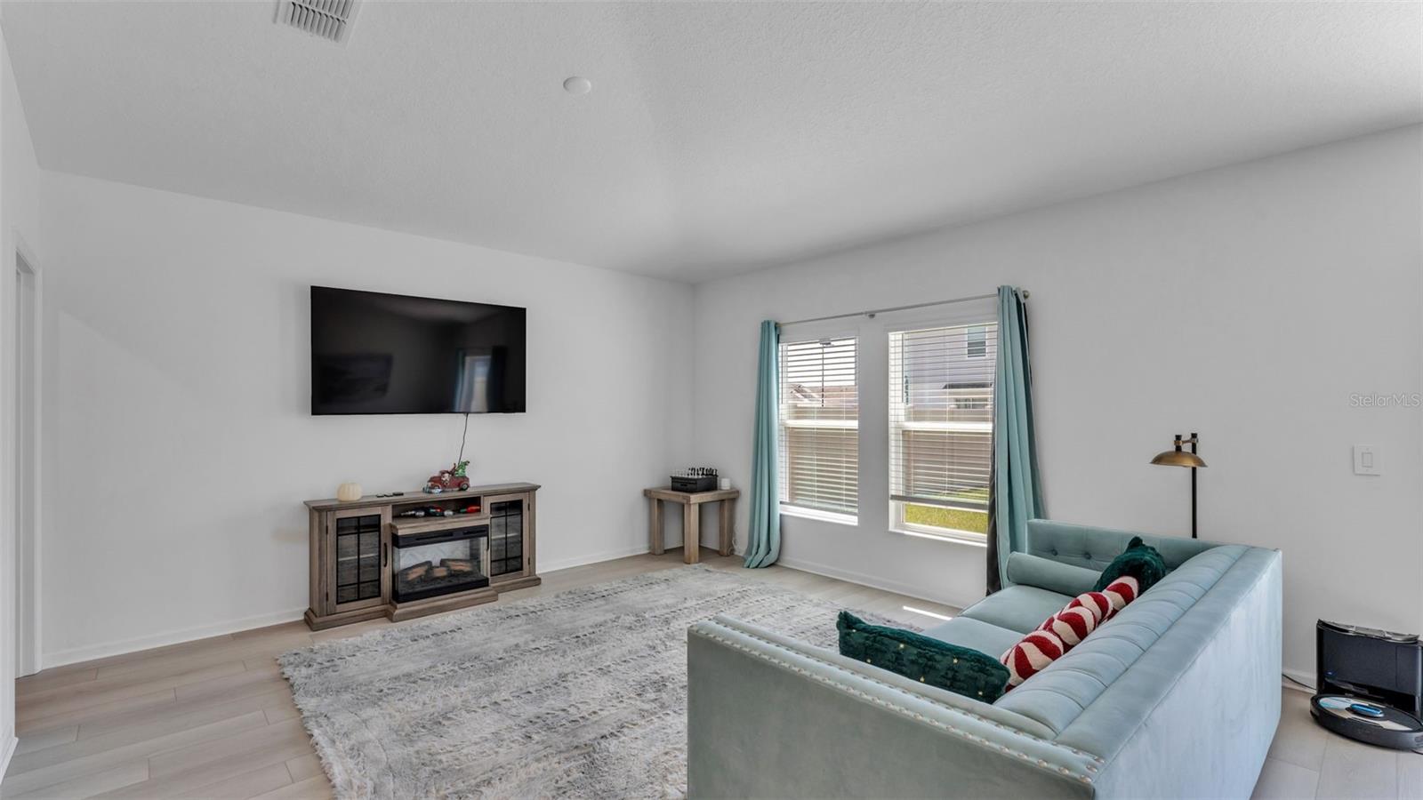 1624 MARKSMAN RD, EAGLE LAKE, FL, 33839