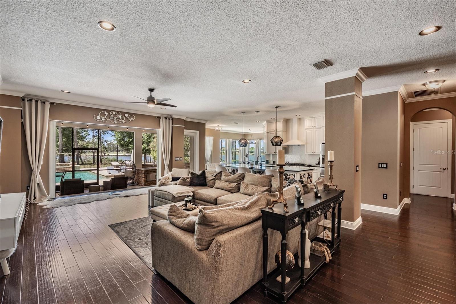 9134 TILLINGHAST DR, TAMPA, FL, 33626