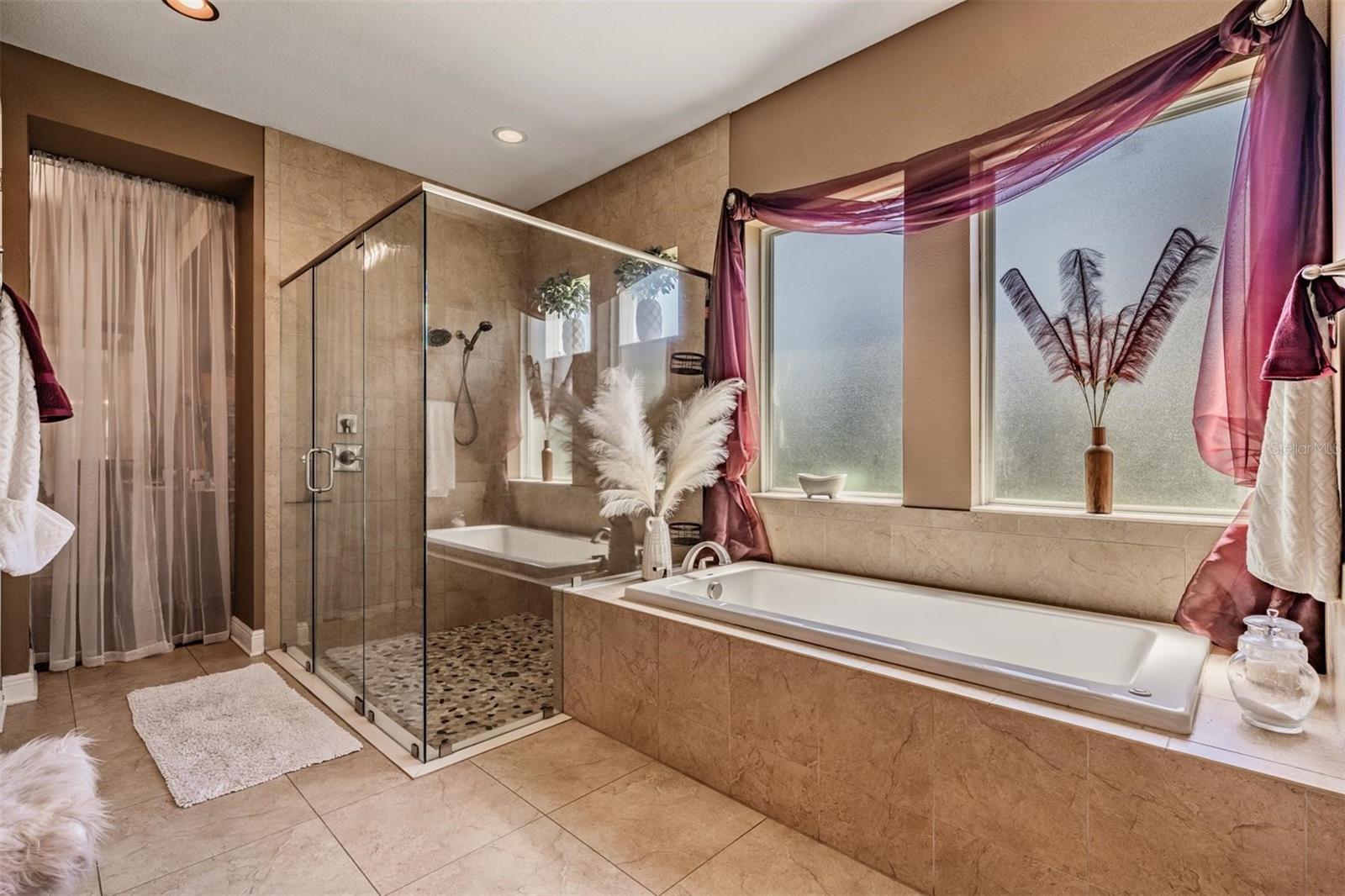 9134 TILLINGHAST DR, TAMPA, FL, 33626