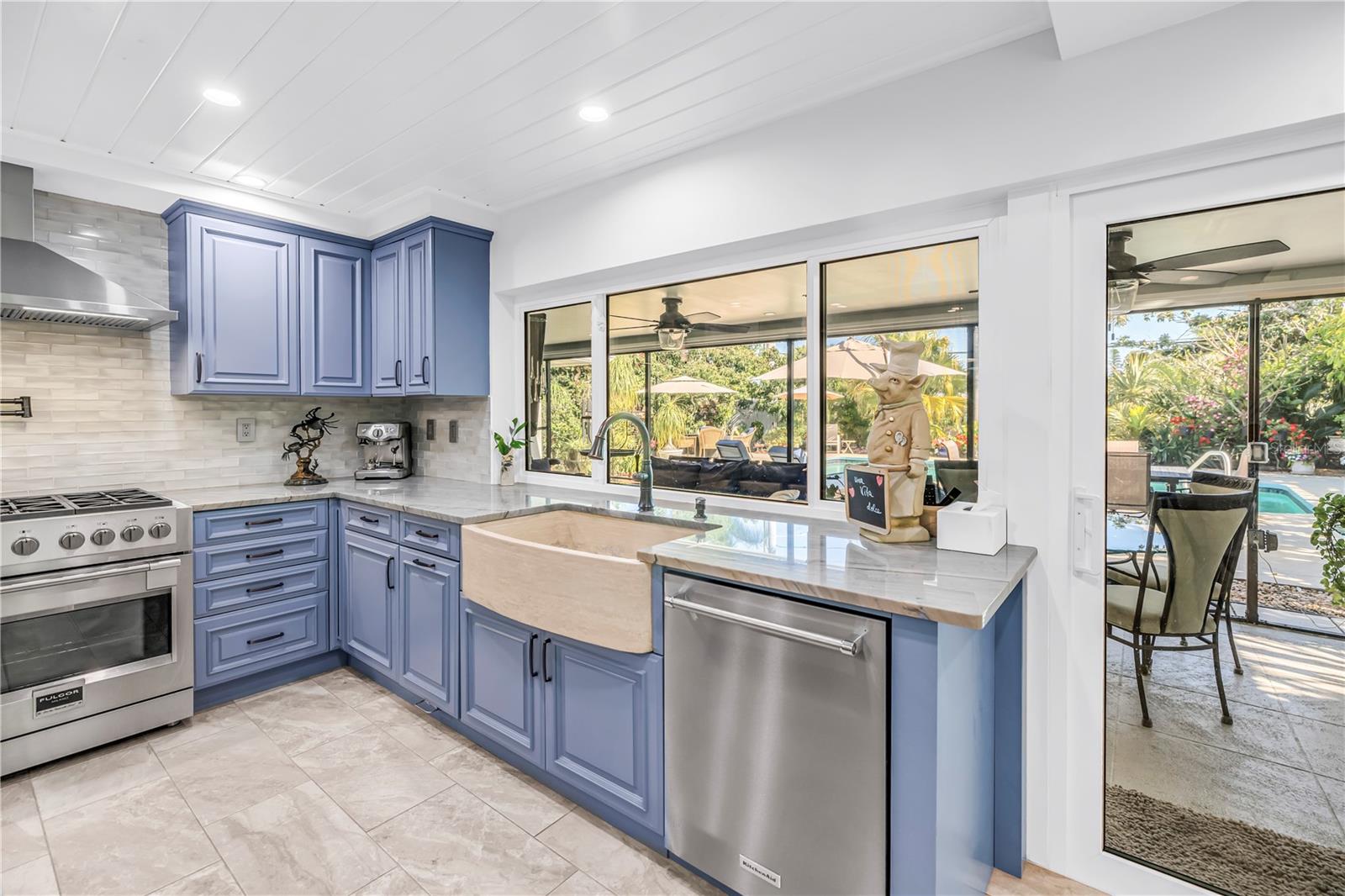 14261 PASSAGE WAY, SEMINOLE, FL, 33776