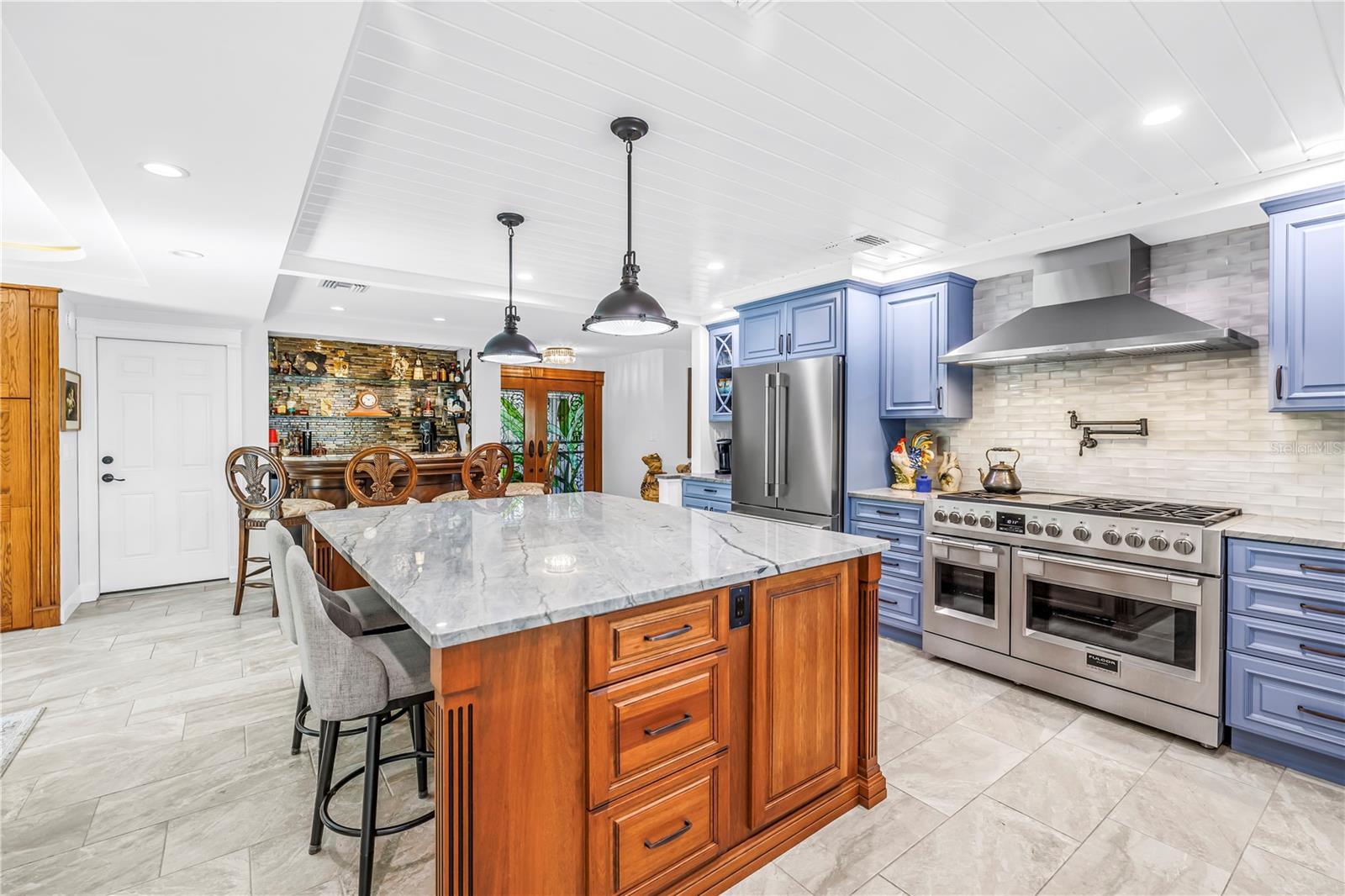 14261 PASSAGE WAY, SEMINOLE, FL, 33776