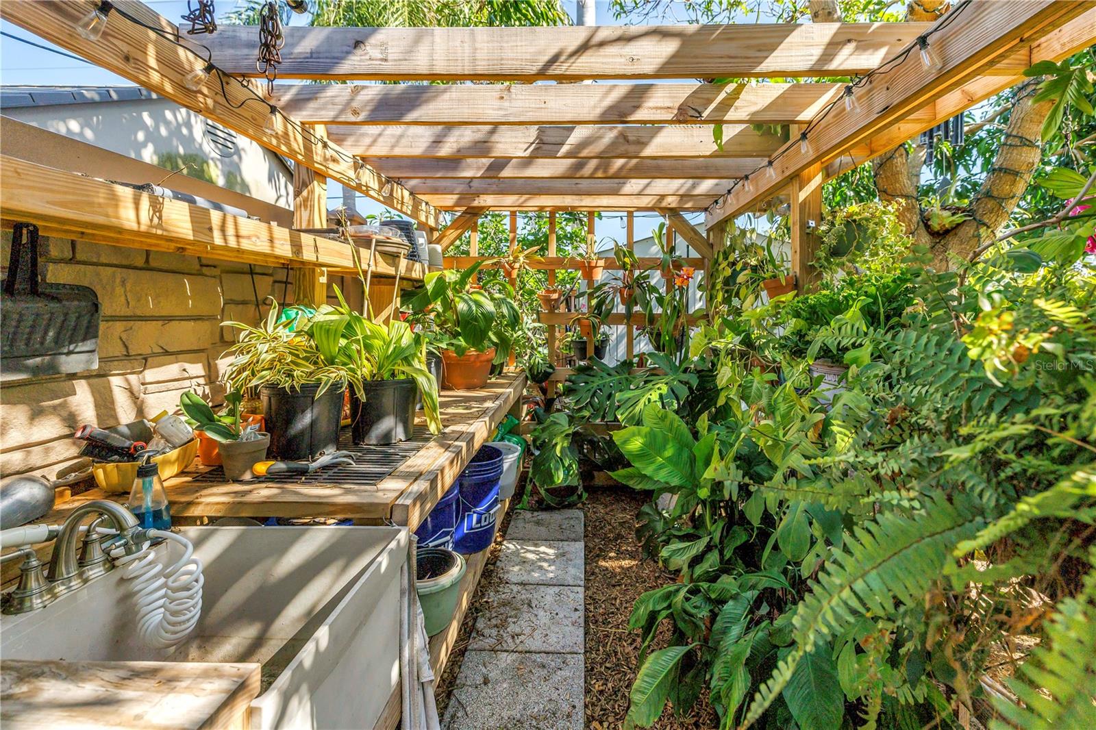 14261 PASSAGE WAY, SEMINOLE, FL, 33776