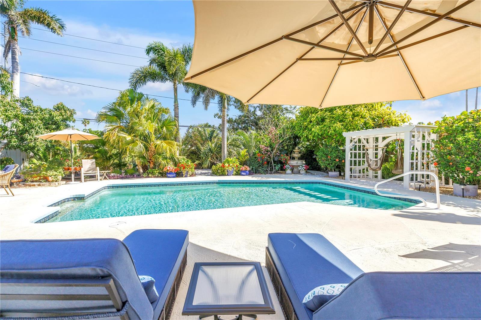 14261 PASSAGE WAY, SEMINOLE, FL, 33776