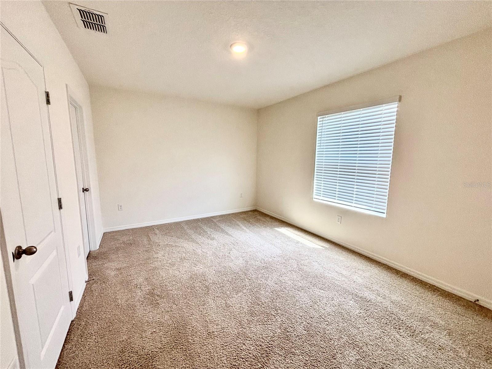 401 FELTRIM RESERVE BLVD, DAVENPORT, FL, 33837