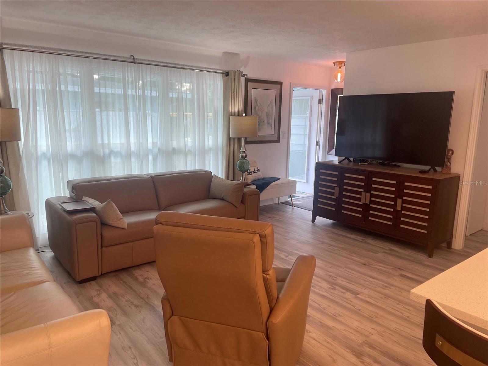 515 1ST AVE E, BRADENTON, FL, 34208