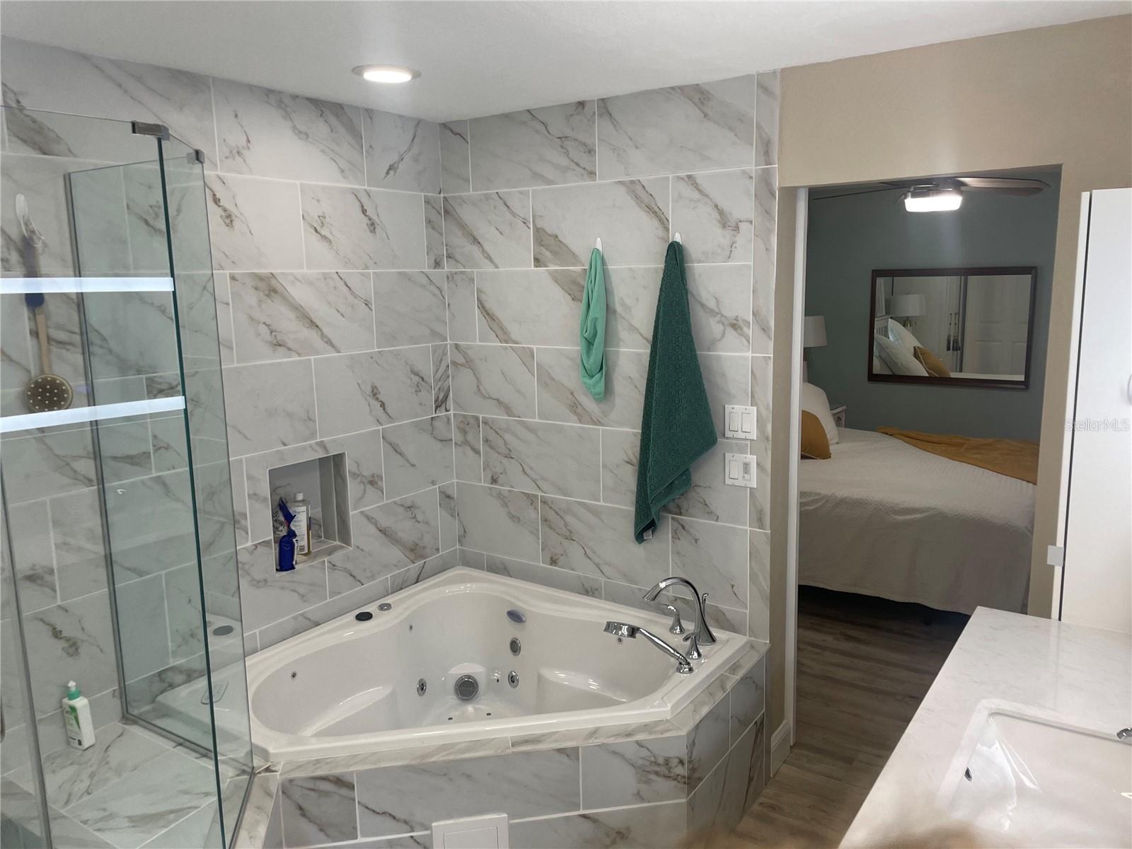 515 1ST AVE E, BRADENTON, FL, 34208