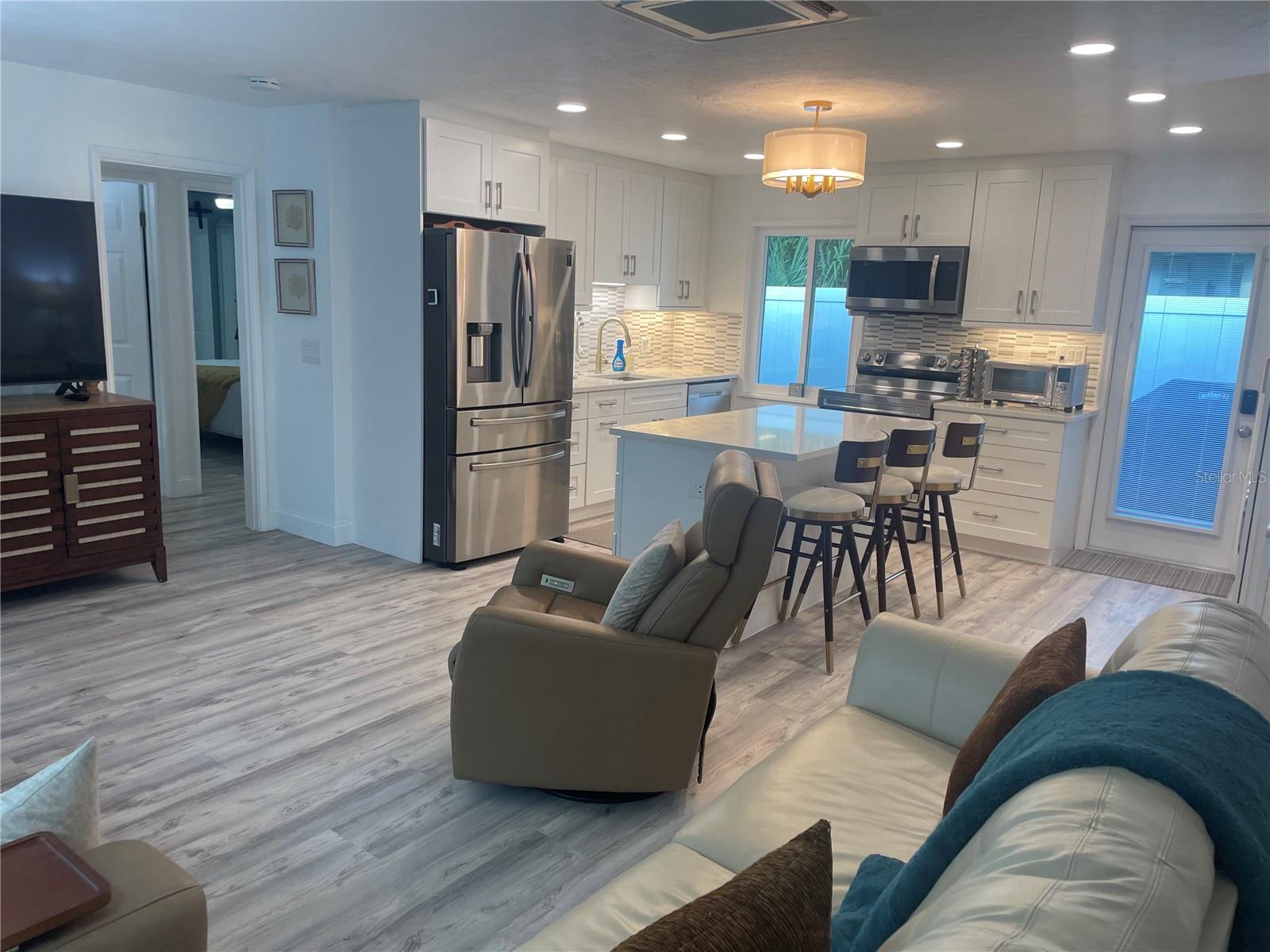 515 1ST AVE E, BRADENTON, FL, 34208